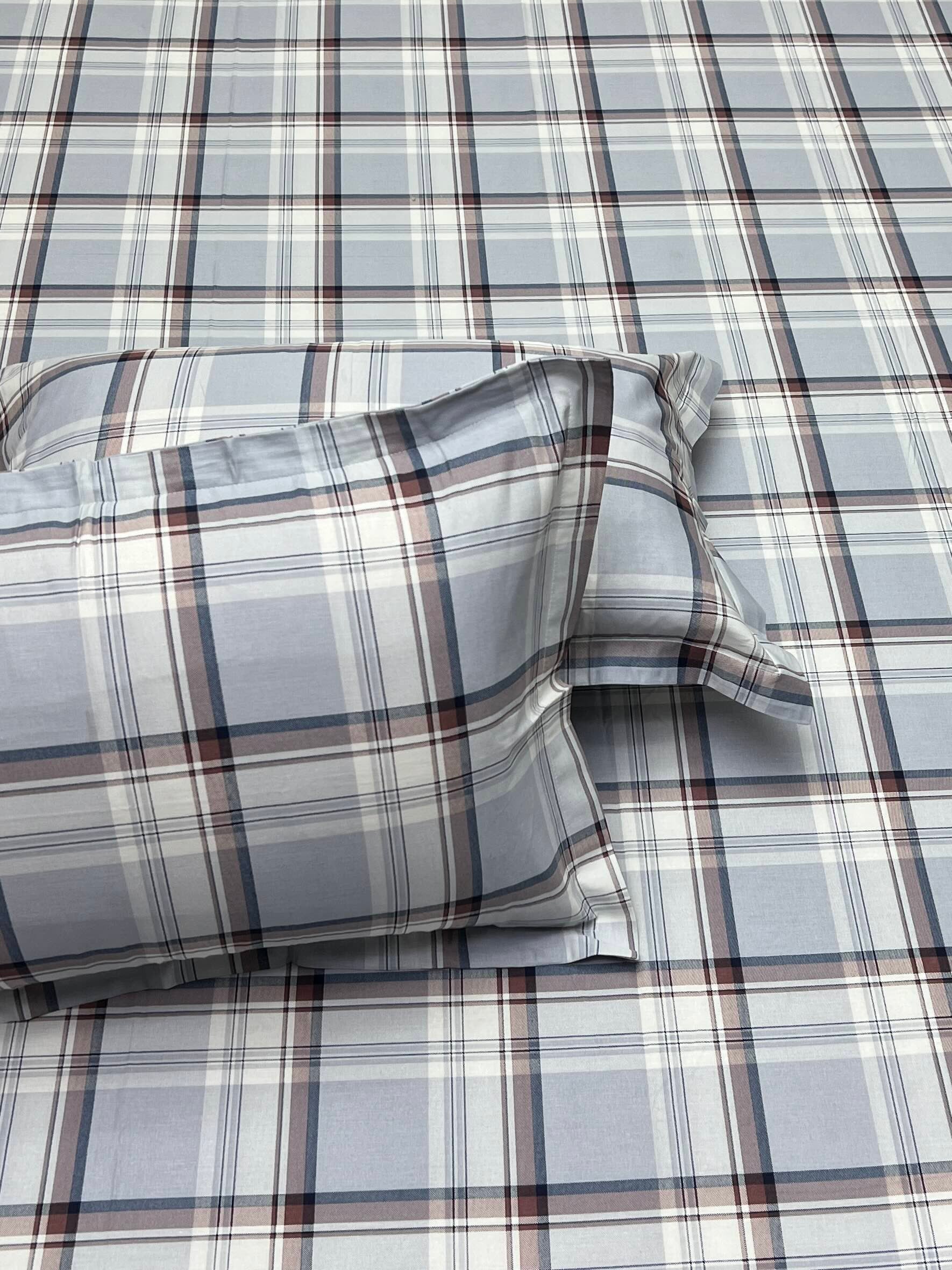 A-2908 - Pure Cotton 180 TC Super King Size Double Bedsheet (274X304) with Two Pillow Covers (50X76)