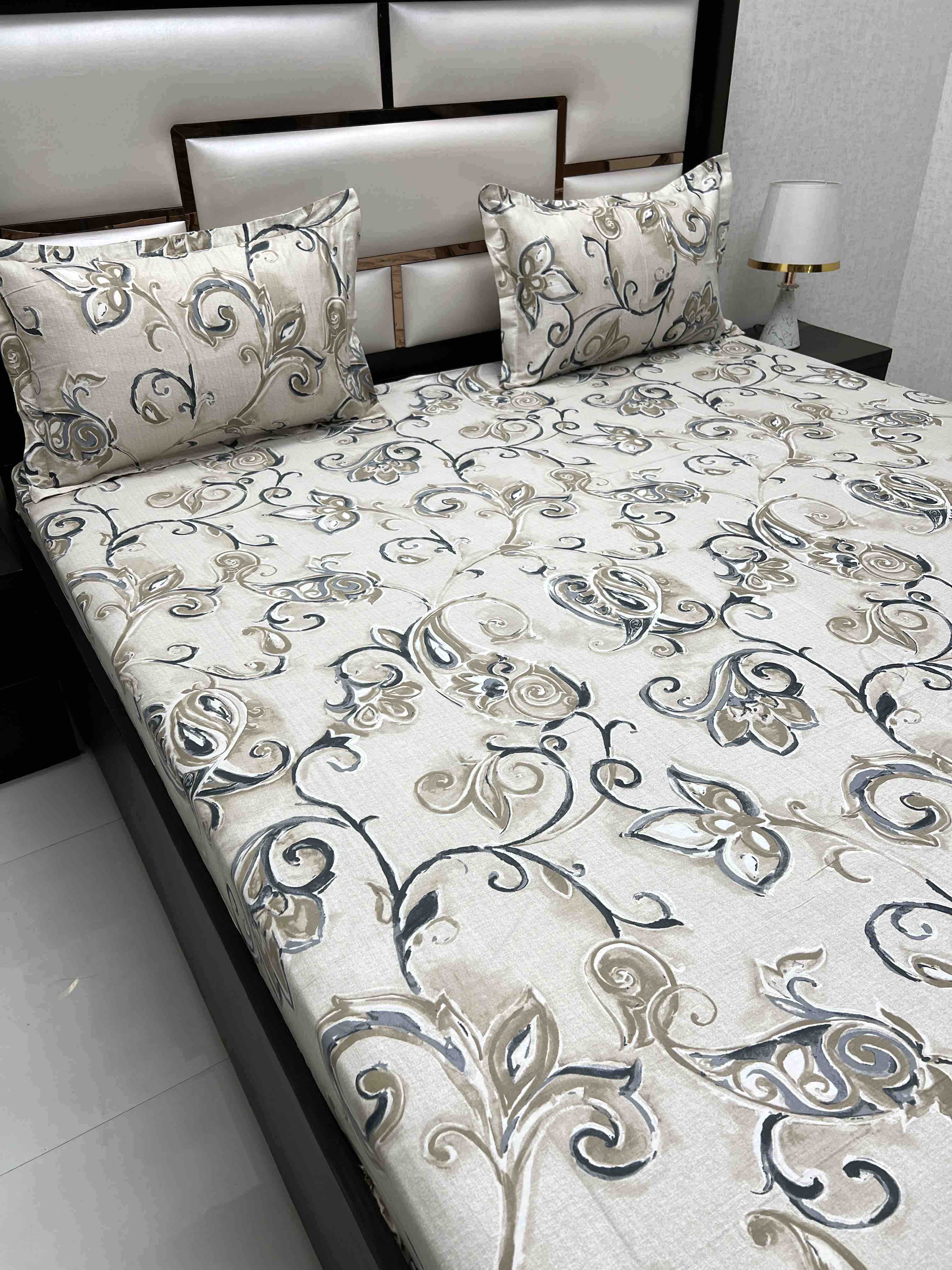 A-3933 - Pure Cotton 180 TC King Size Double Bedsheet (274X274) with Two Pillow Covers (50X76)