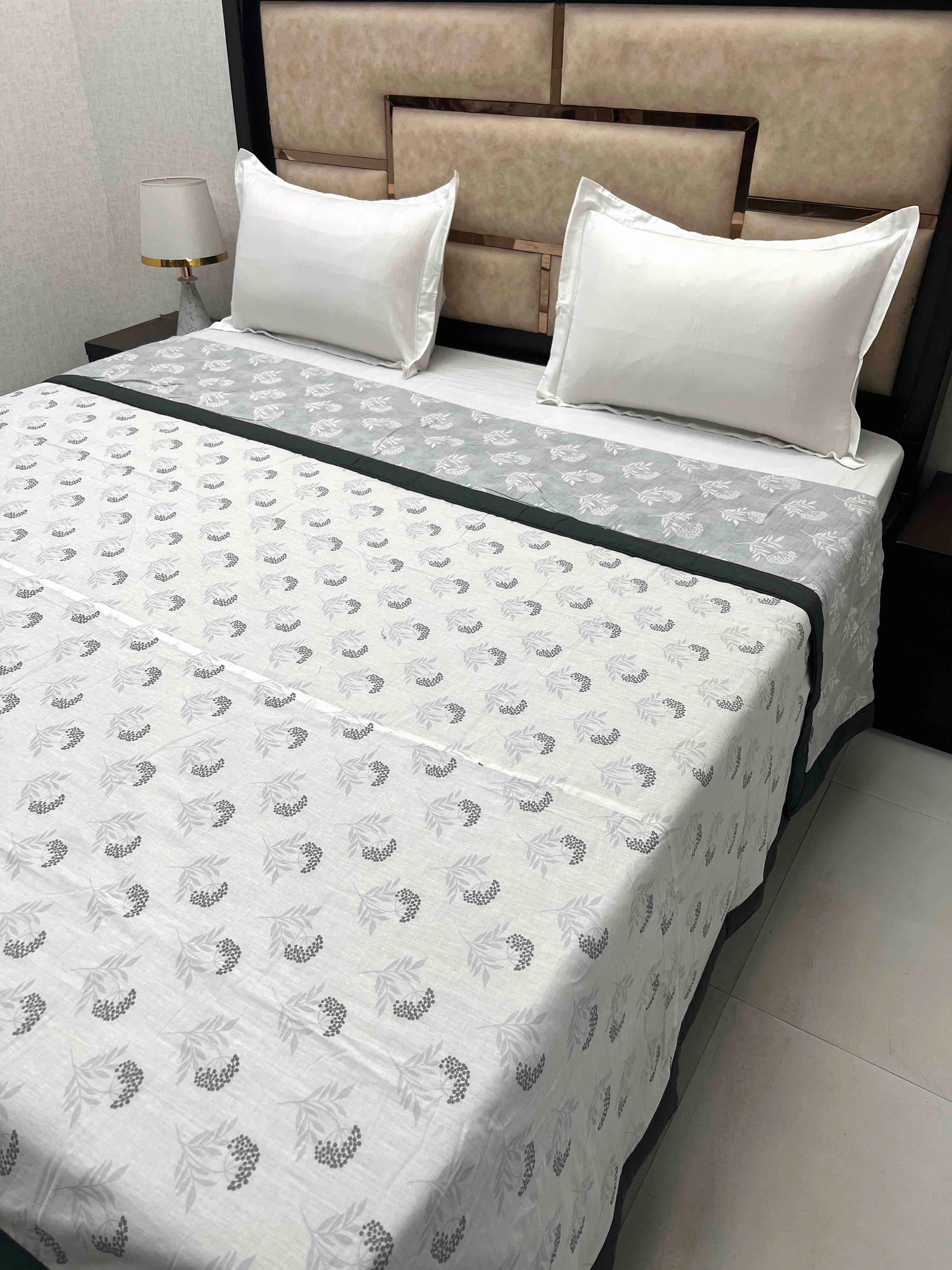 A-3976 - Pure Cotton King Size 180 TC Reversible Double Bed Dohar / Blanket / AC Comforter with Warm Cotton Sheet Layer Inside (221X246)