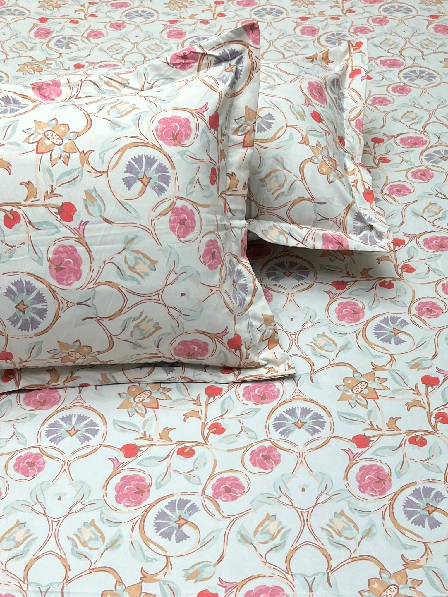 Pure Decor Polycotton Queen Size Double Bedsheet