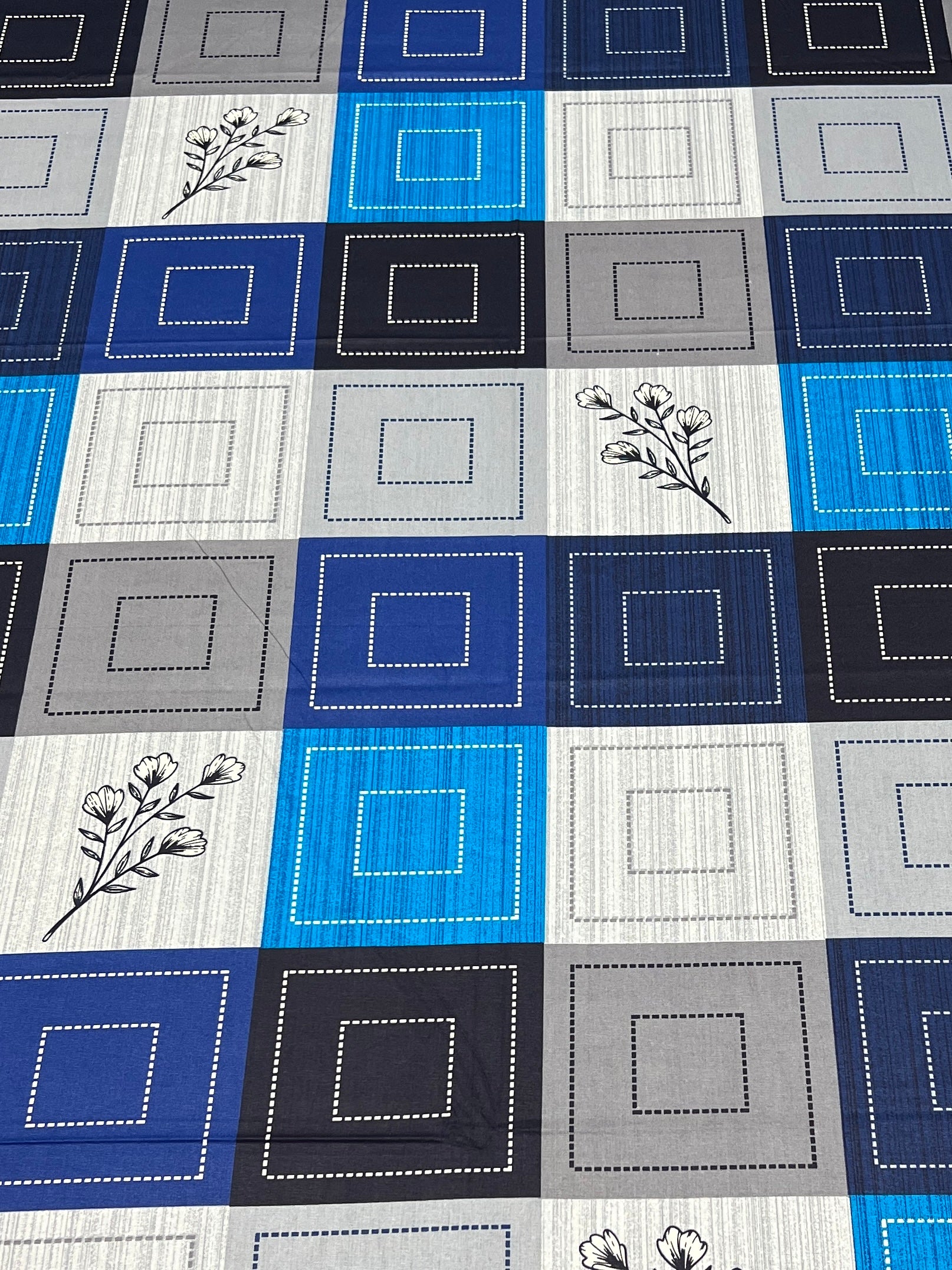 Pure Decor Pure Cotton Queen Size Double Bedsheet