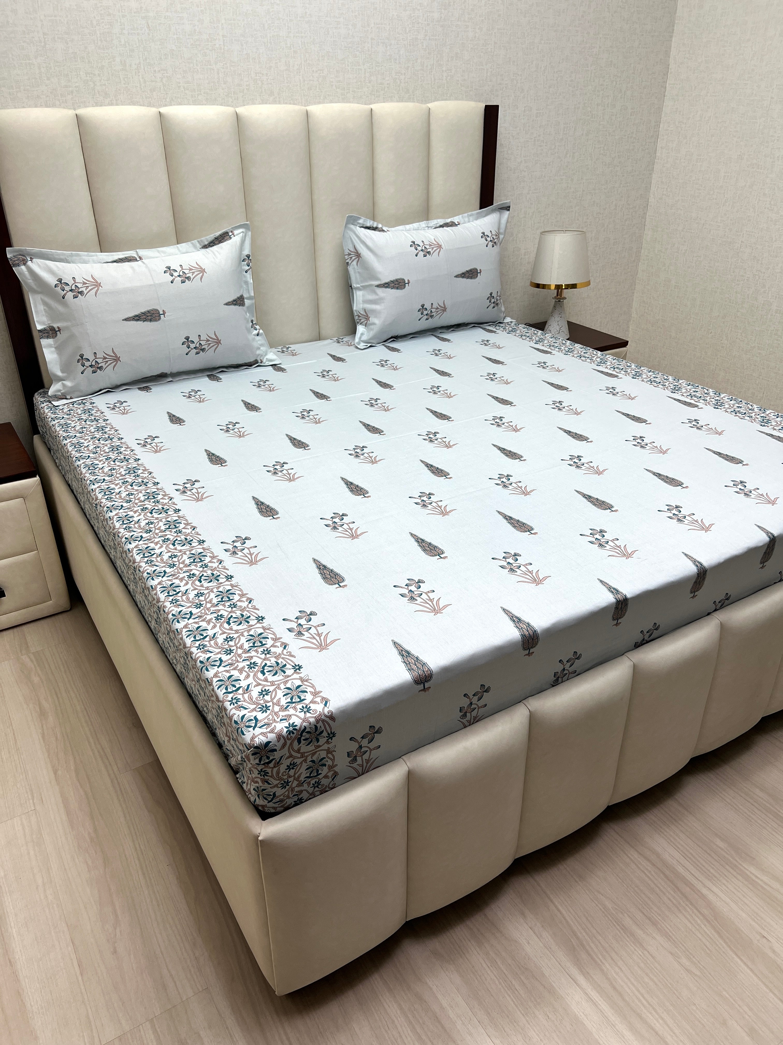 Pure Decor Pure Cotton Queen Size Double Bedsheet