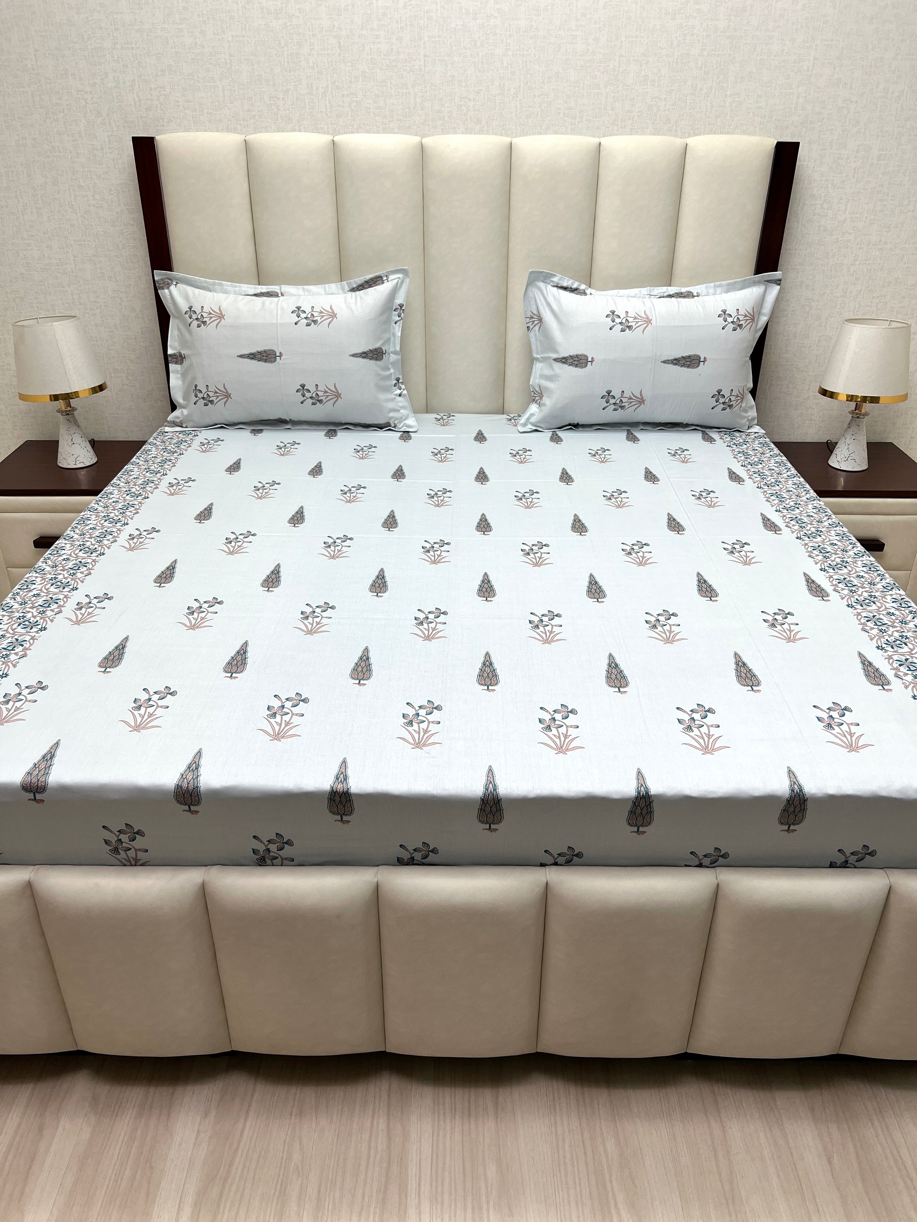 Pure Decor Pure Cotton Queen Size Double Bedsheet