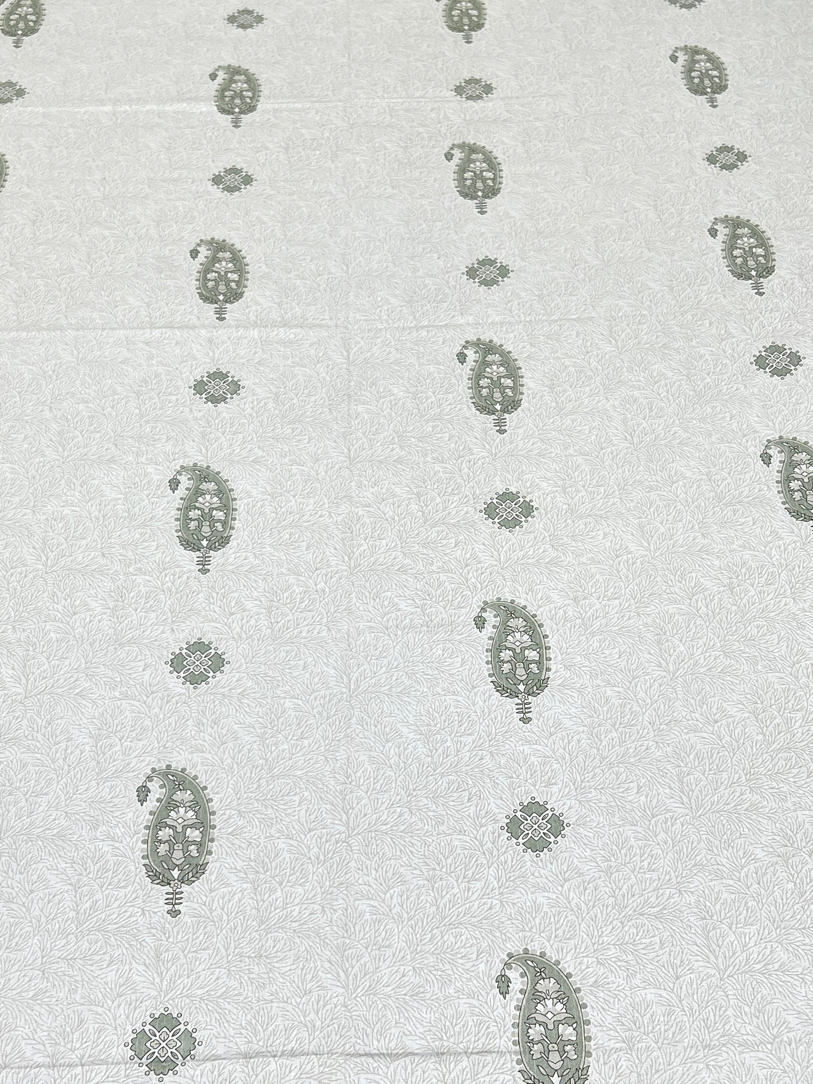 Pure Decor Pure Cotton Queen Size Double Bedsheet