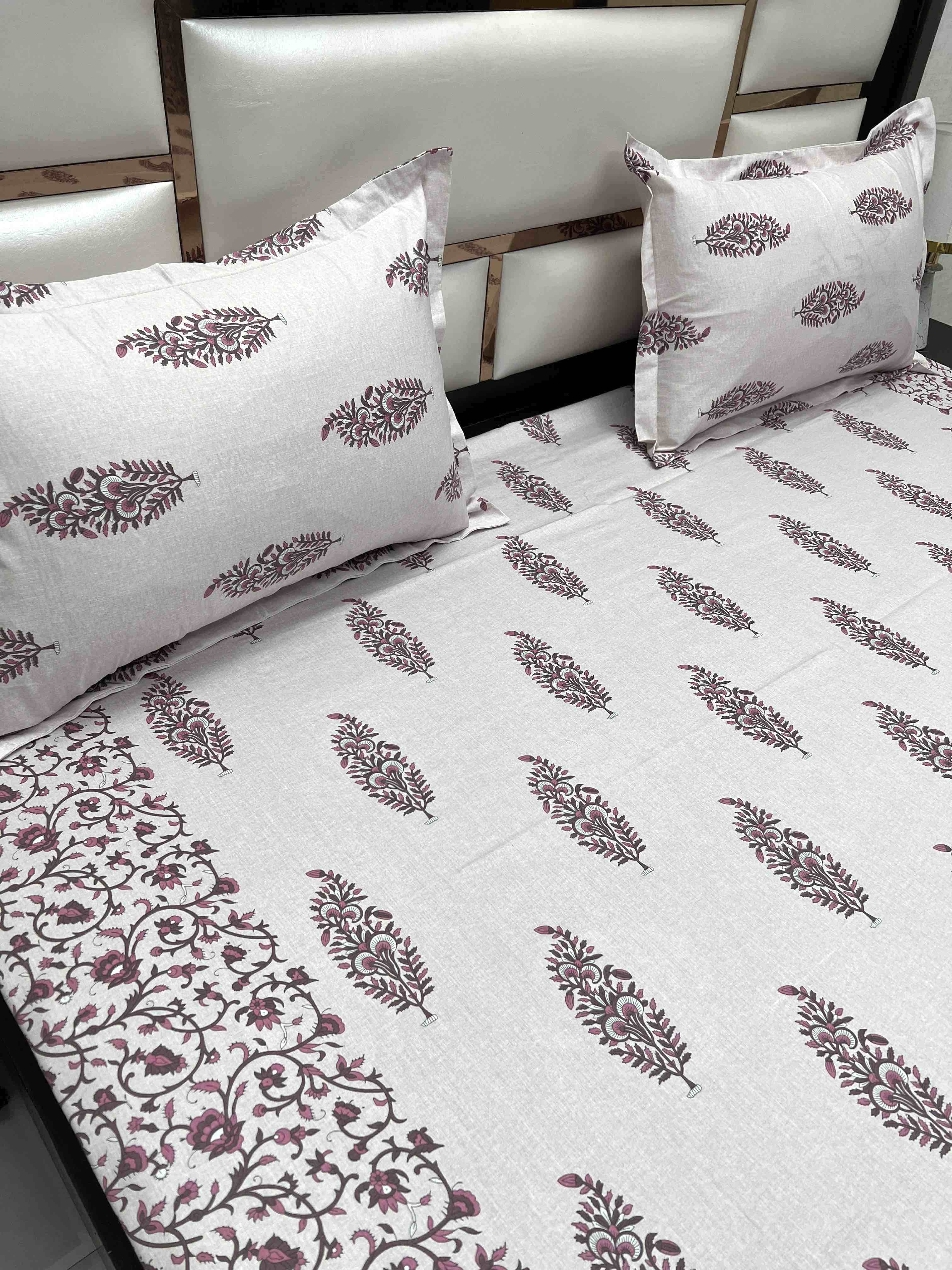 A-4076 - Pure Cotton 250 TC Queen Size Double Bedsheet (228X254) with Two Pillow Covers (43X68)