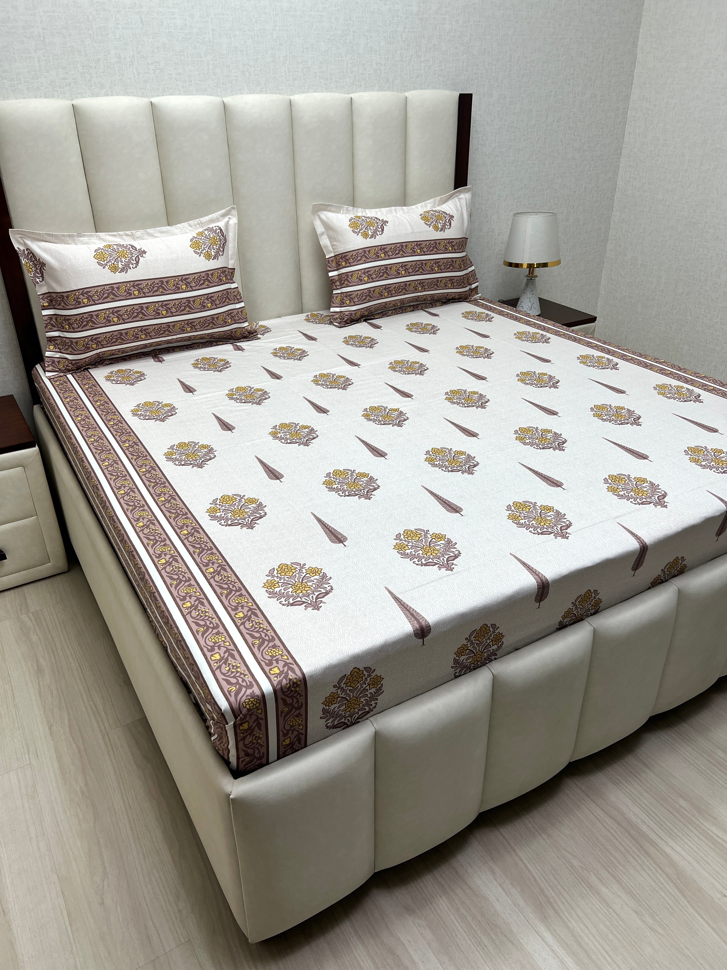Pure Decor Pure Cotton Queen Size Double Bedsheet