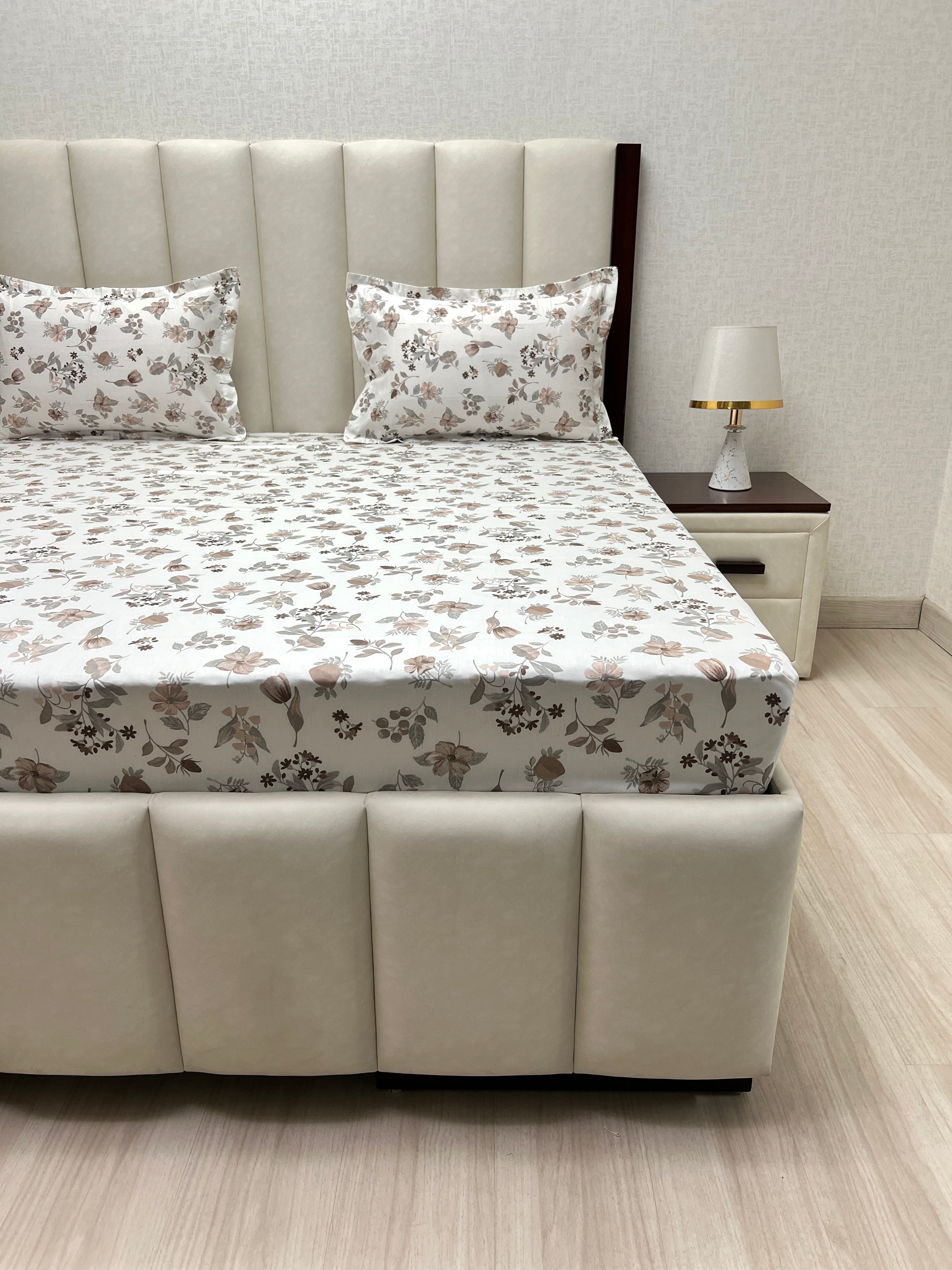 A-4252 Pure Cotton 180 TC King Size Double Bedsheet (274X274) with Two Pillow Covers (50X76)