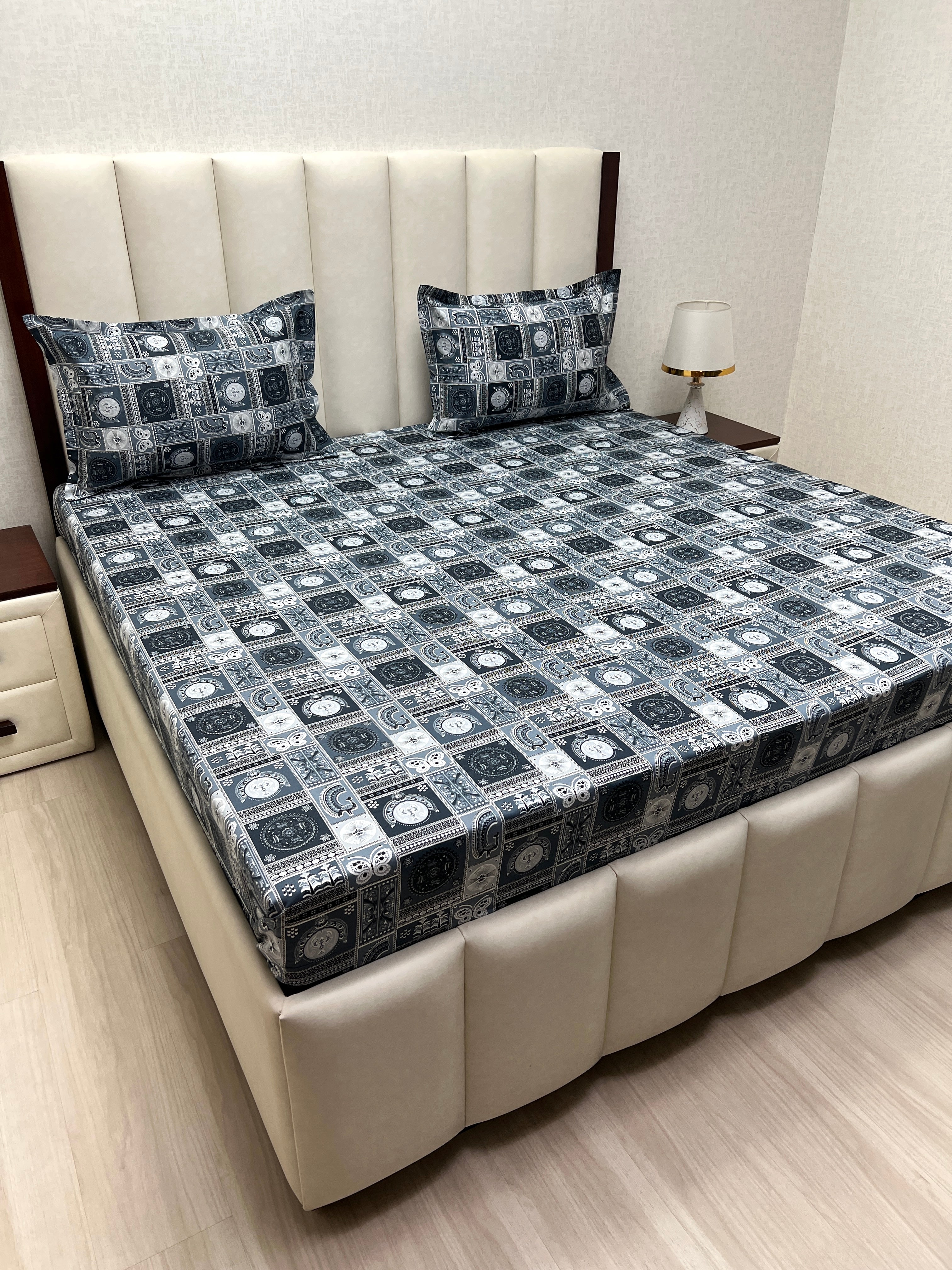 A-4270 - Pure Cotton 180 TC King Size Double Bedsheet (274X274) with Two Pillow Covers (50X76)