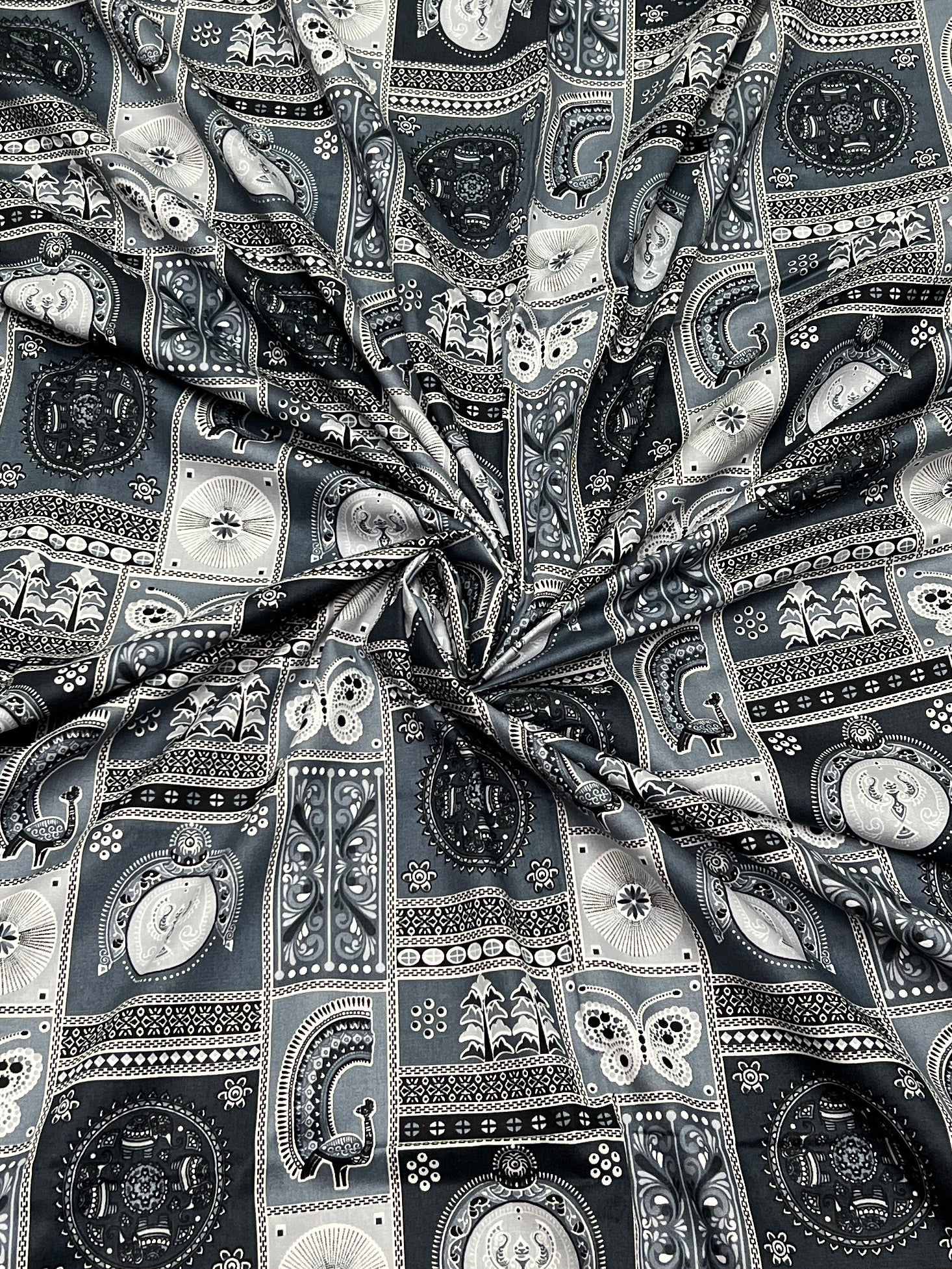 A-4270 - Pure Cotton 180 TC King Size Double Bedsheet (274X274) with Two Pillow Covers (50X76)