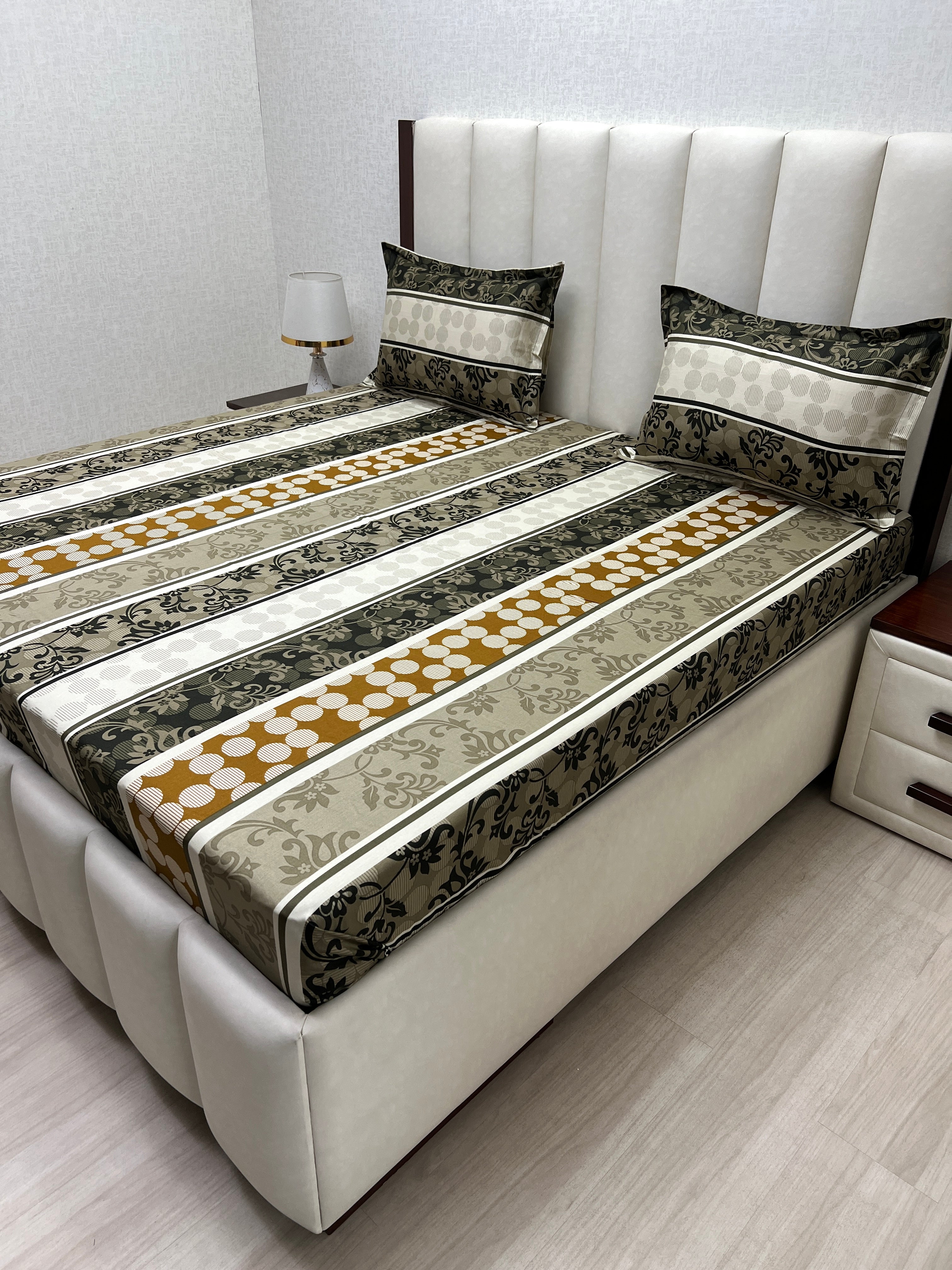 Pure Decor Pure Cotton Queen Size Double Bedsheet