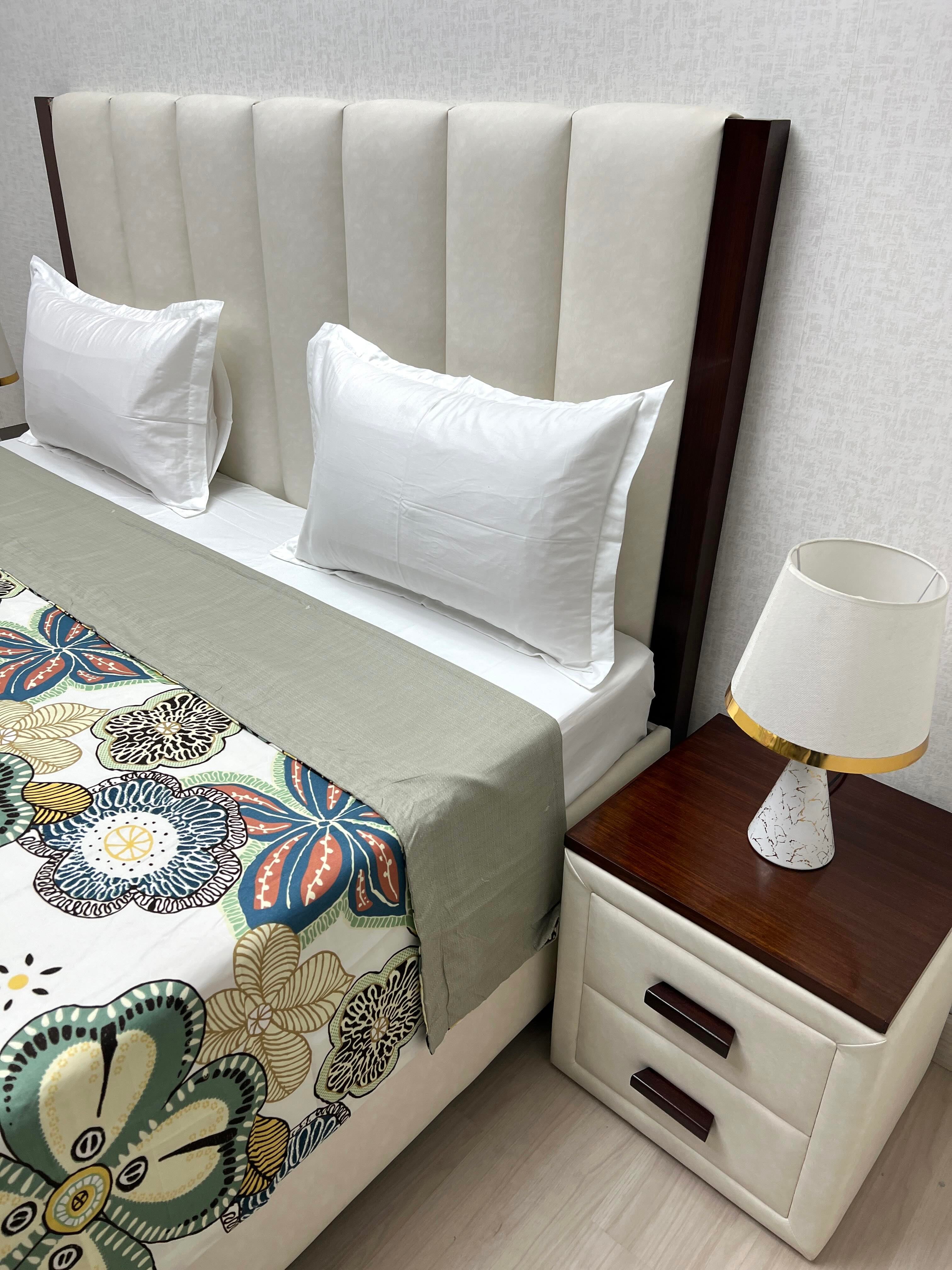 A-4322 - Microfiber 150 GSM King Size Reversible Double Bed Comforter with Thin Foam Sheet Inside (221X246)