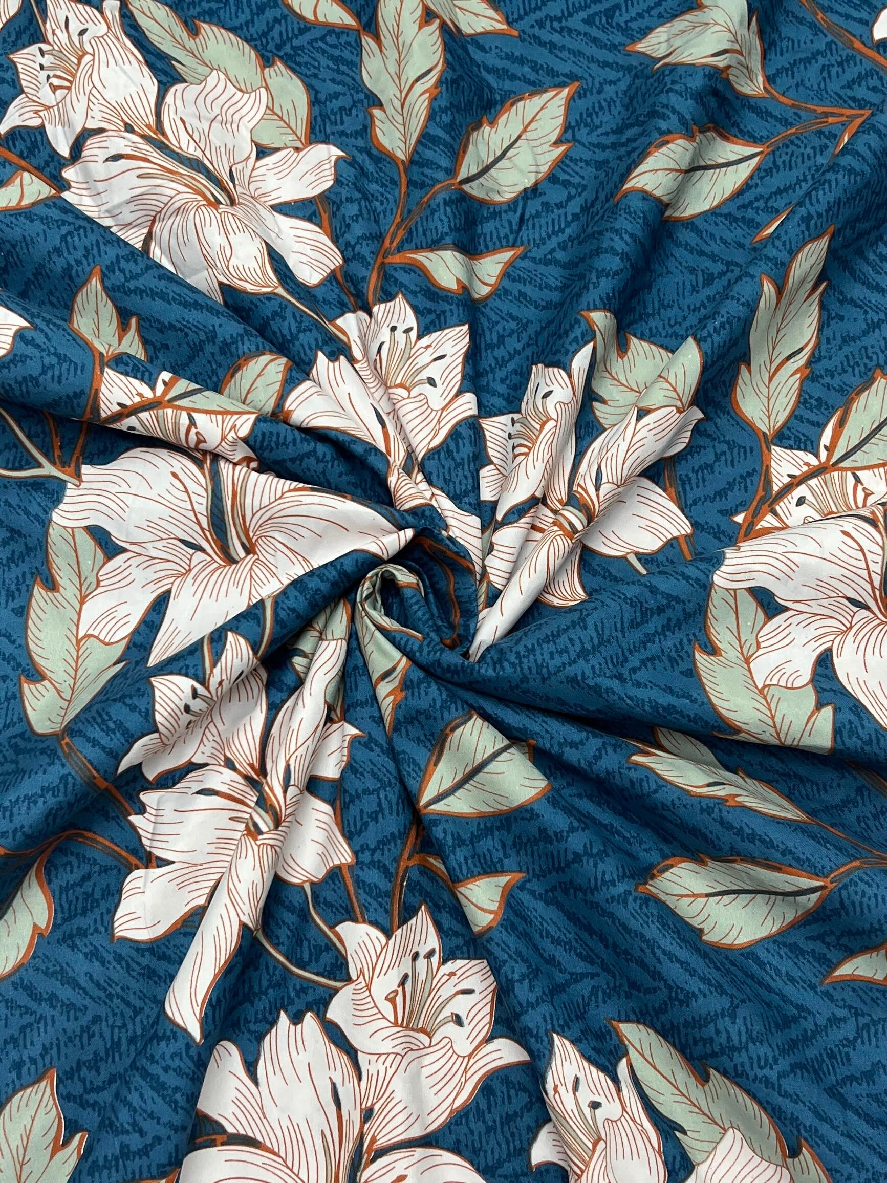 A-4324 - Microfiber 150 GSM King Size Reversible Double Bed Comforter with Filling of Polyfill (221X246)