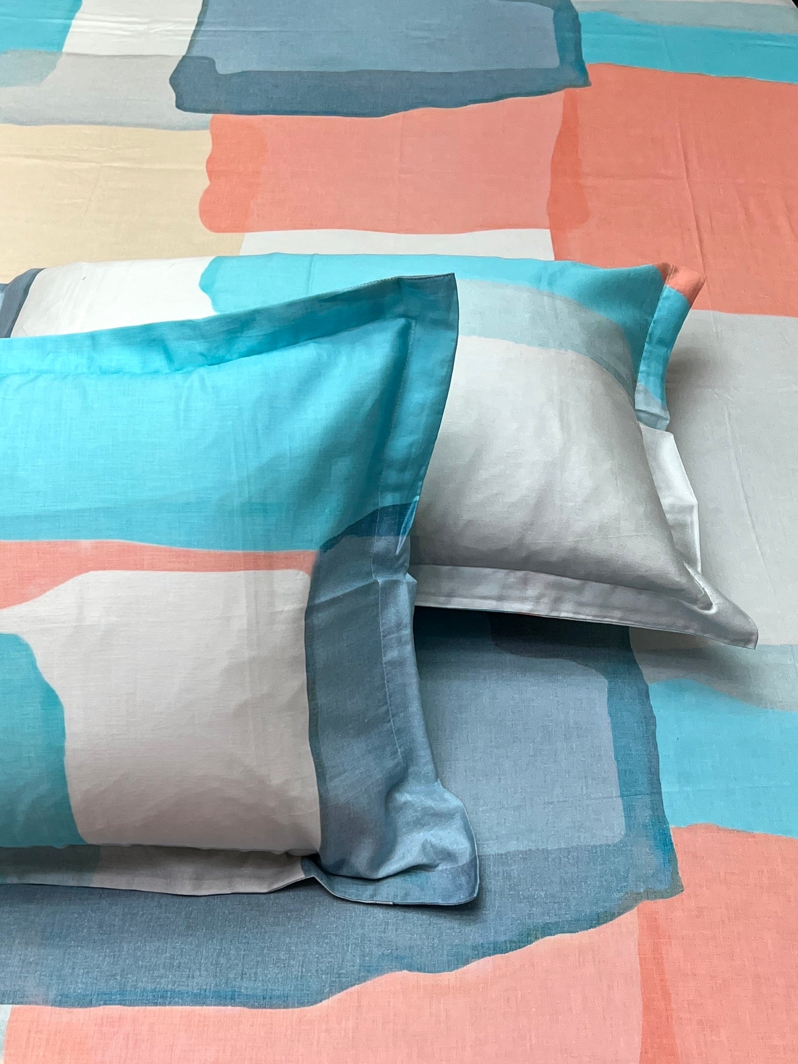 A-4327 - Pure Cotton 300 TC King Size Digital Print Double Bedsheet (274X274) with Two Pillow Covers (50X76)