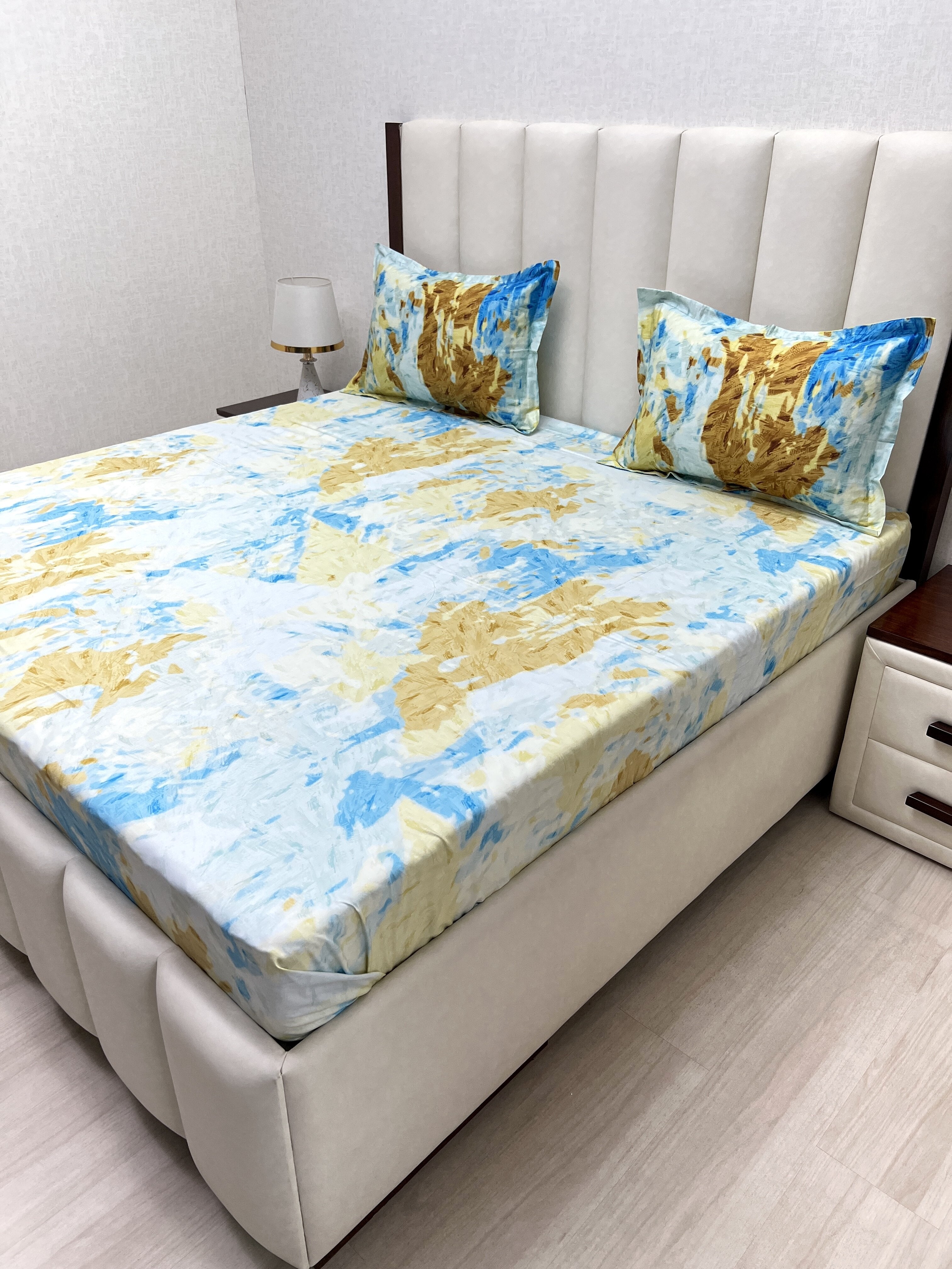 A-4329 - Pure Cotton 300 TC King Size Digital Print Double Bedsheet (274X274) with Two Pillow Covers (50X76)