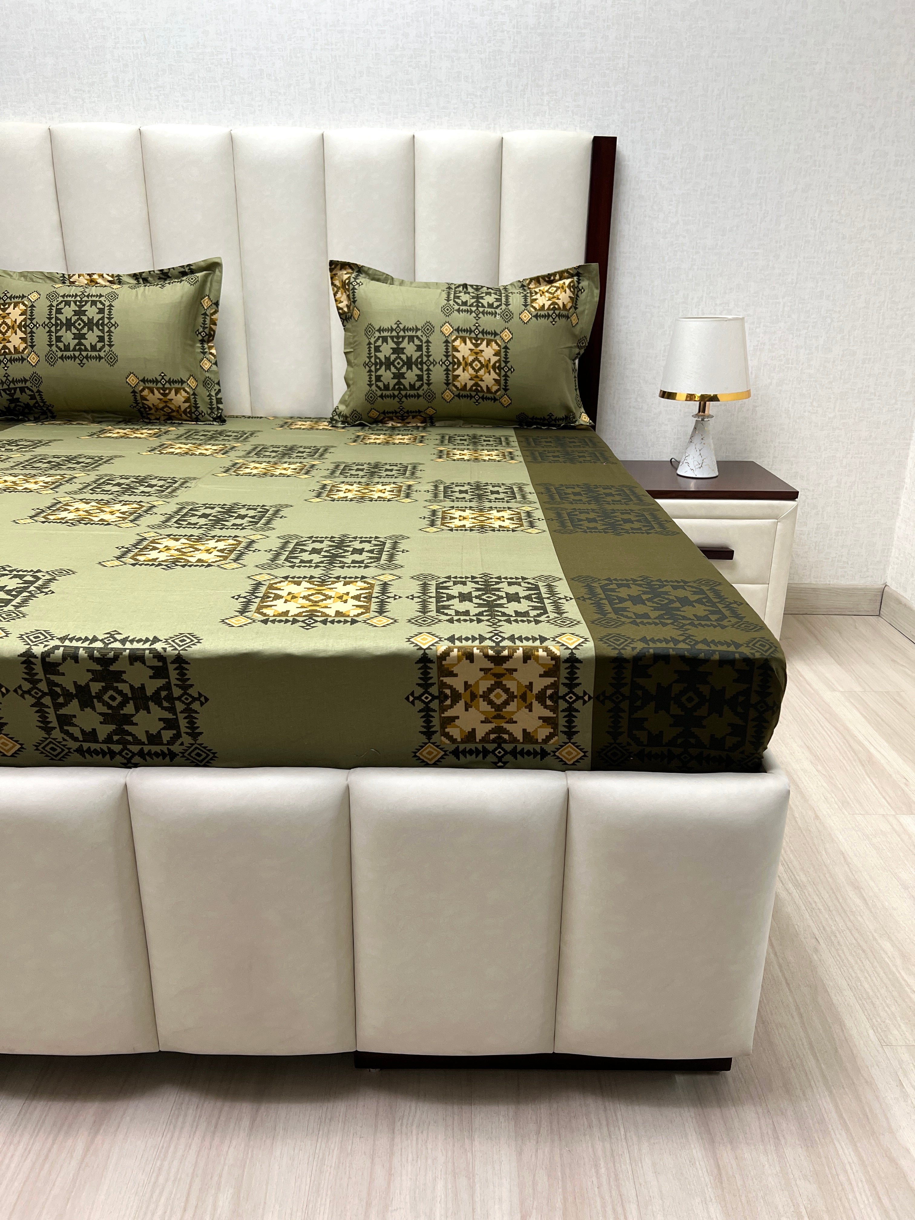 A-4359 - Pure Cotton 180 TC Queen Size Double Bedsheet (228X254) with Two Pillow Covers (43X68)