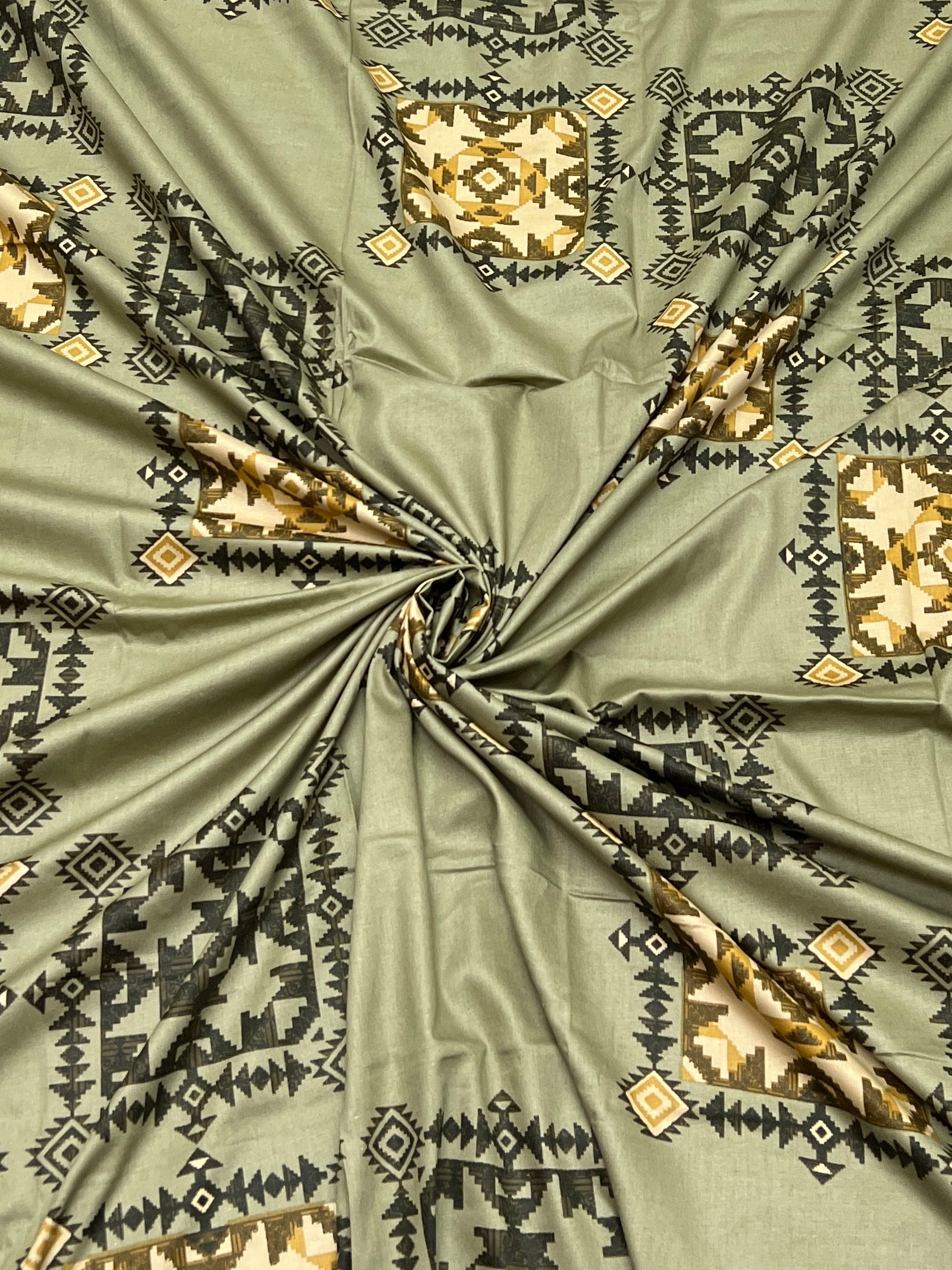 A-4359 - Pure Cotton 180 TC Queen Size Double Bedsheet (228X254) with Two Pillow Covers (43X68)