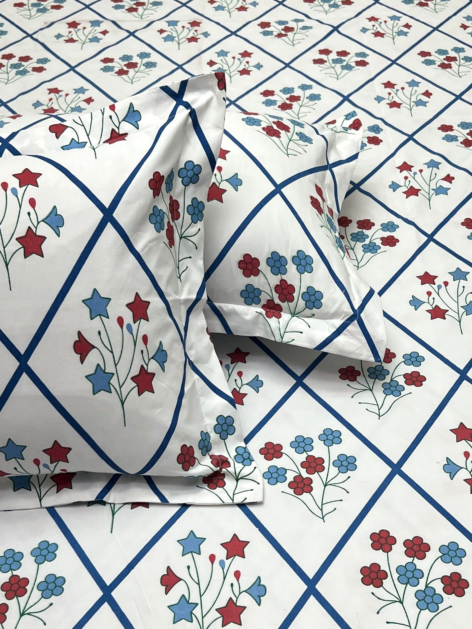 Pure Decor Polycotton Queen Size Double Bedsheet