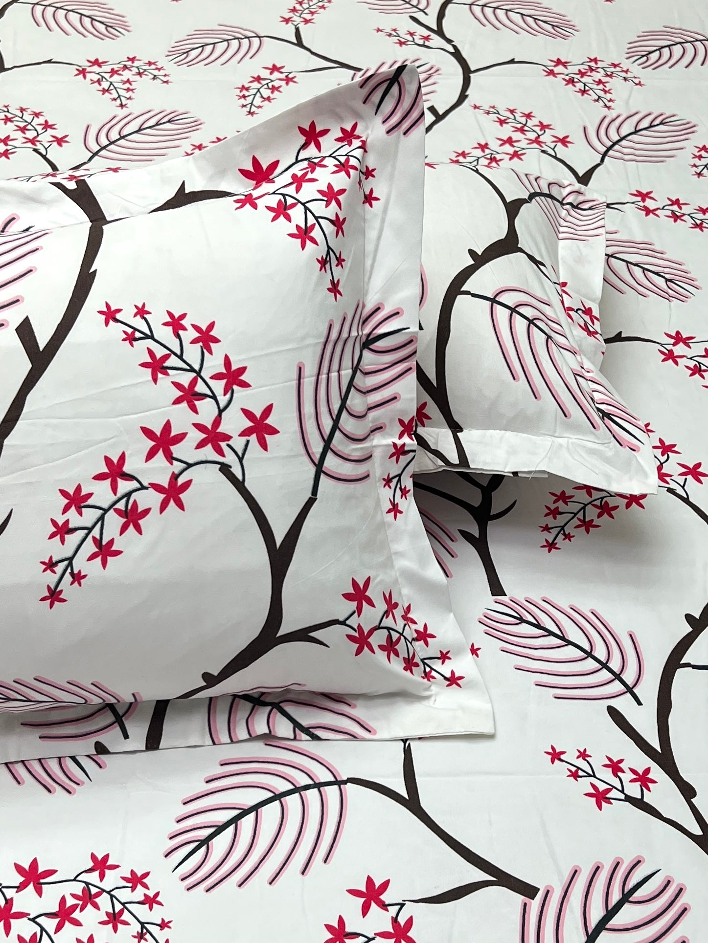 Pure Decor Polycotton Queen Size Double Bedsheet
