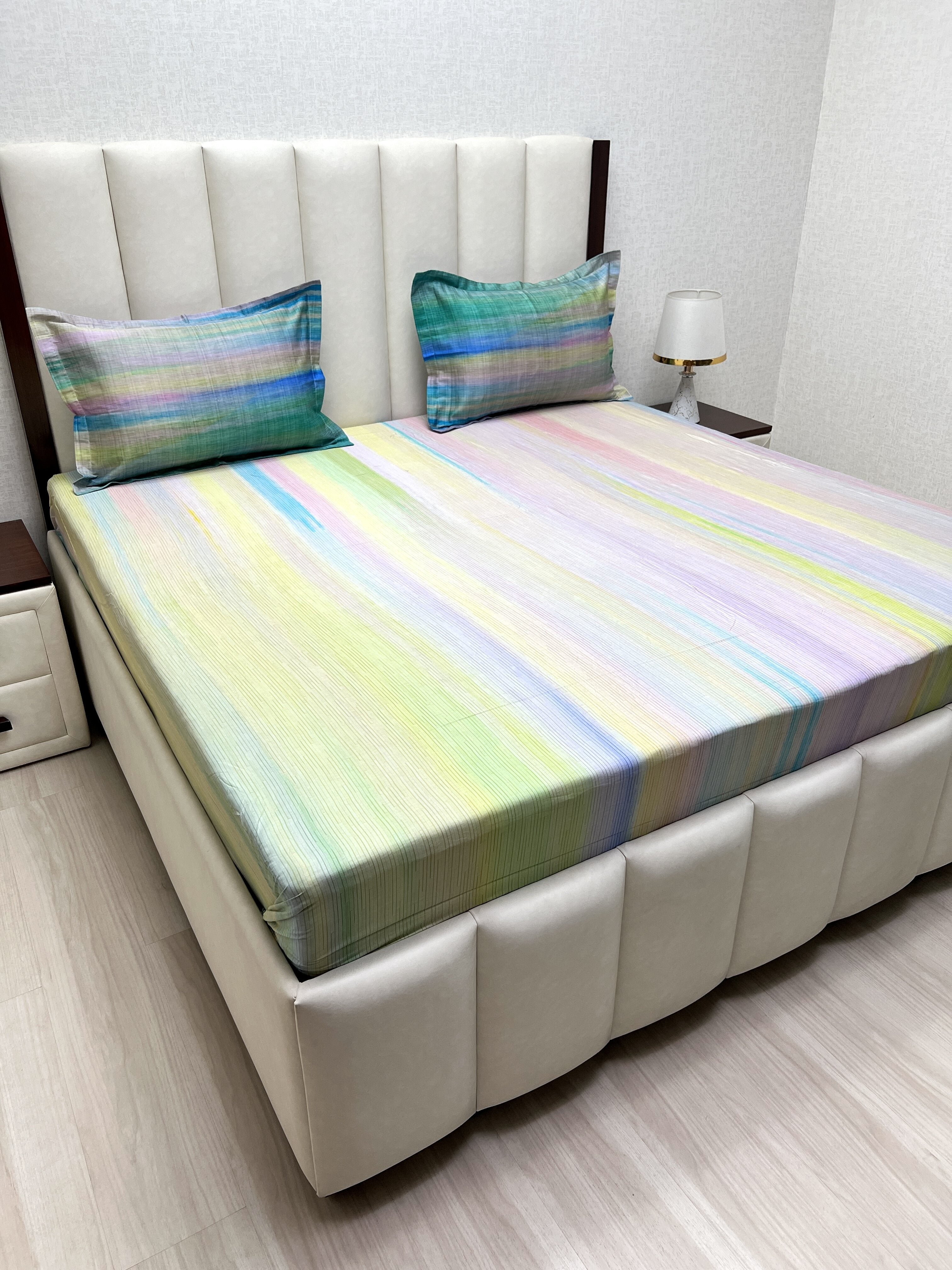 A-4454 - Pure Cotton 300 TC King Size Digital Print Double Bedsheet (274X274) with Two Pillow Covers (50X76)