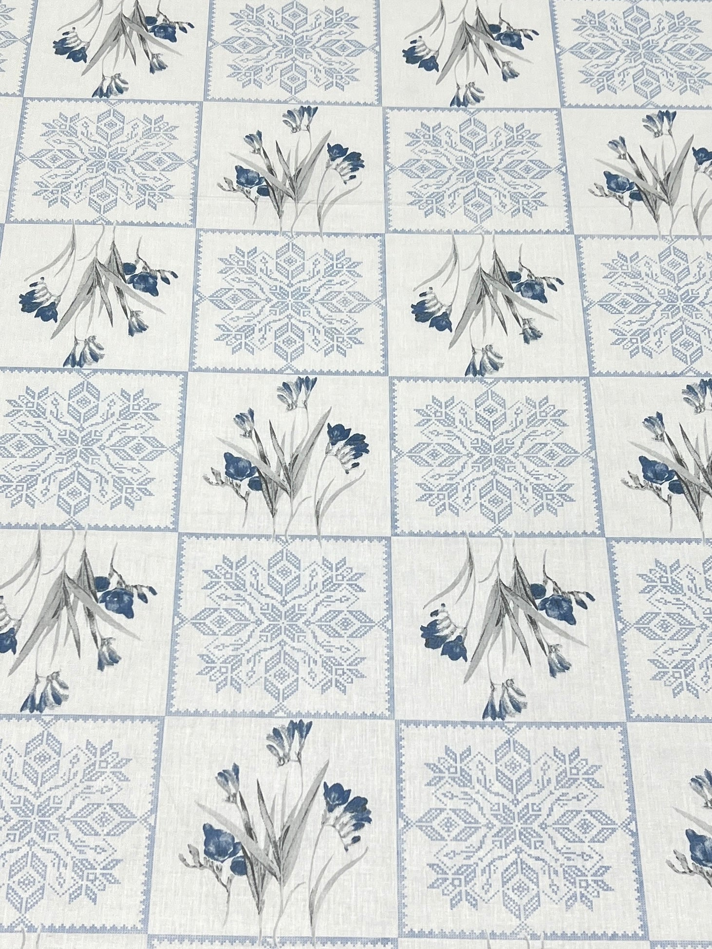 A-4495 - Pure Cotton 210 TC King Size Double Bedsheet (274X274) with Two Pillow Covers (50X76)