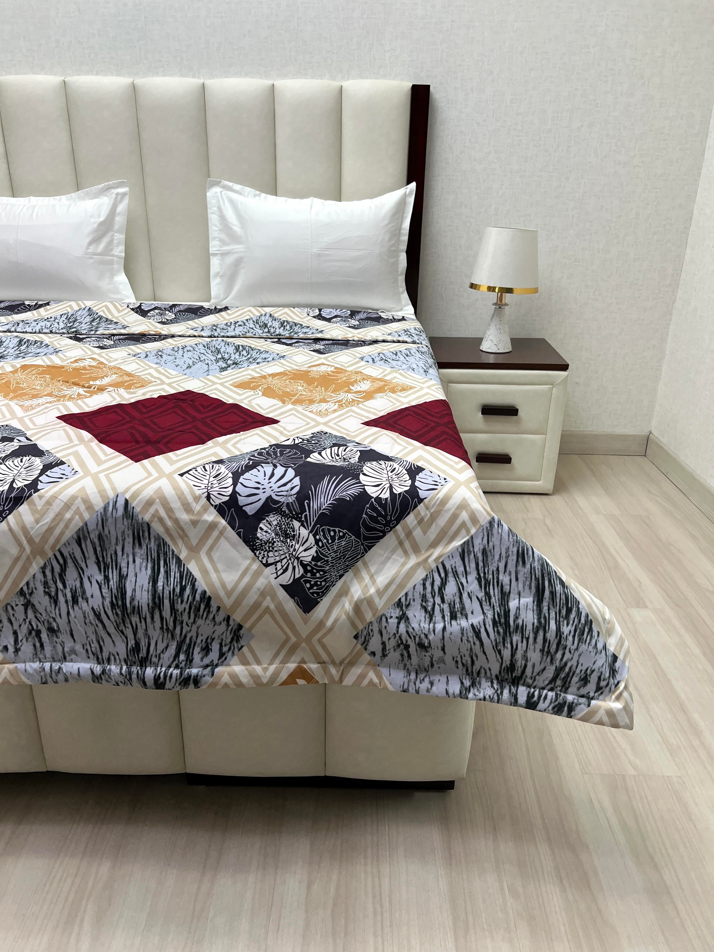 A-4531 - Microfiber 150 GSM King Size Reversible Double Bed Comforter with Filling of Polyfill (221X246)