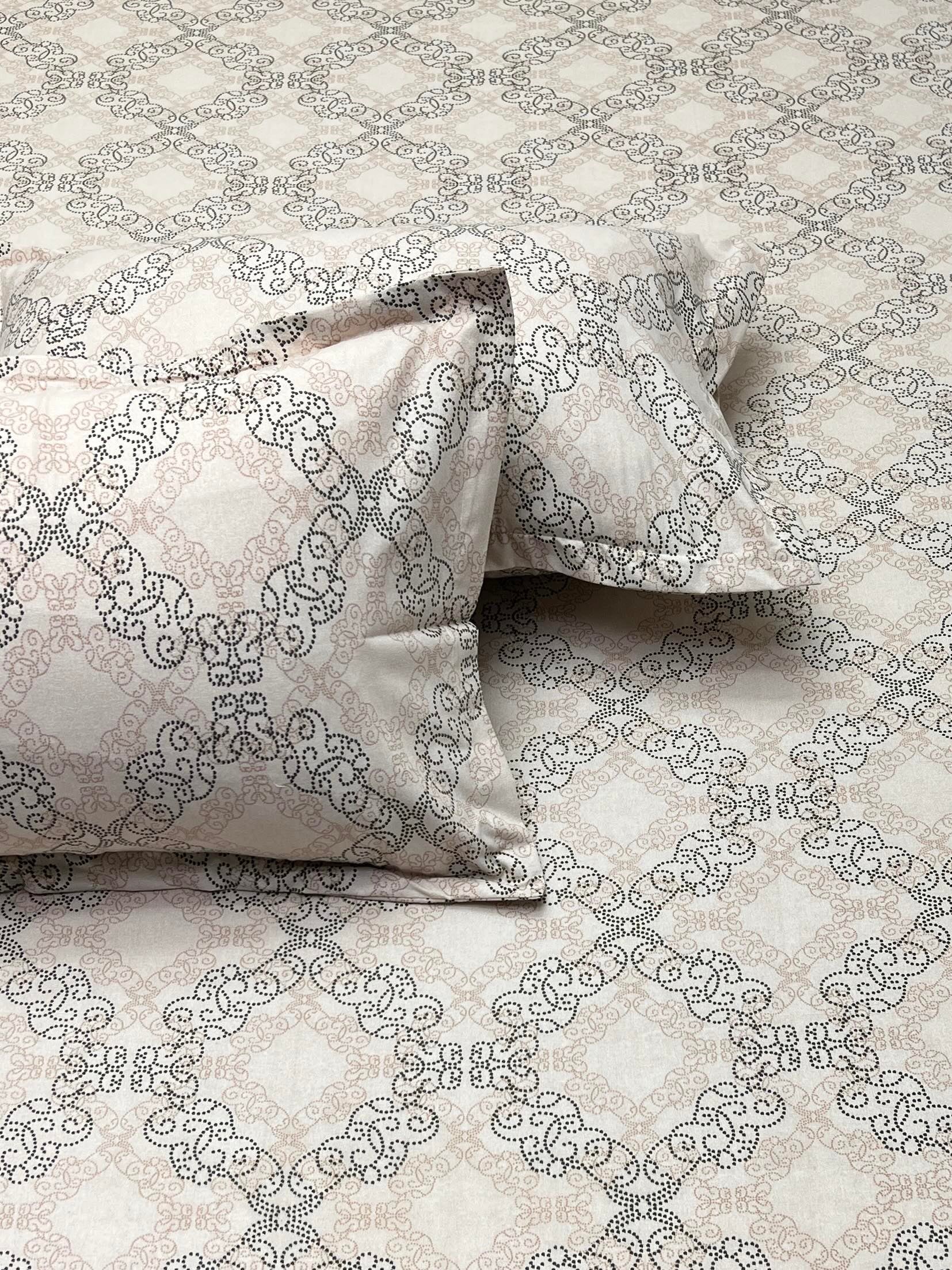 A-4551 Pure Cotton 180 TC King Size Double Bedsheet (274X274) with Two Pillow Covers (50X76)