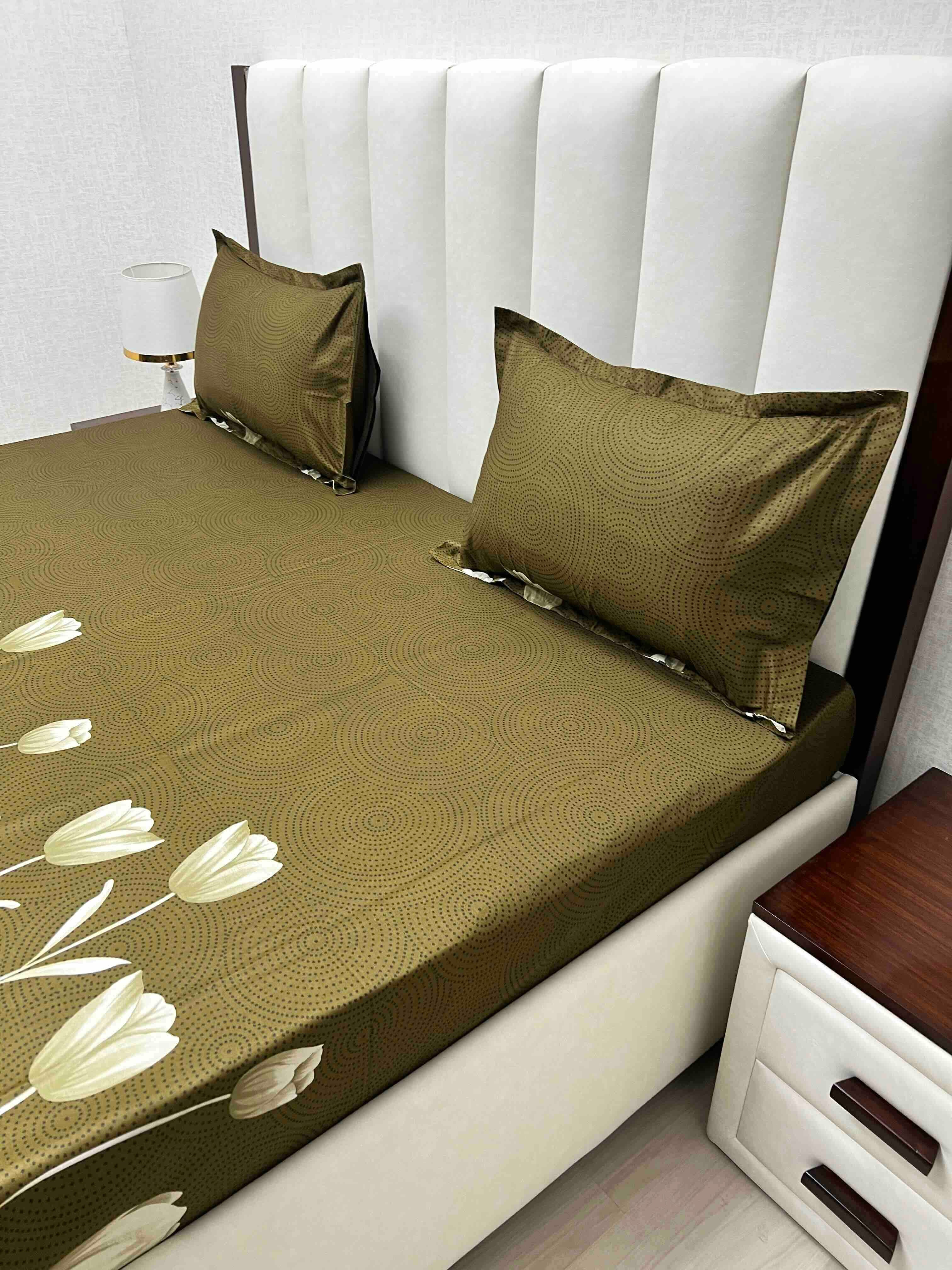 A-4564 - Pure Cotton 180 TC King Size Double Bedsheet (274X274) with Two Pillow Covers (50X76)