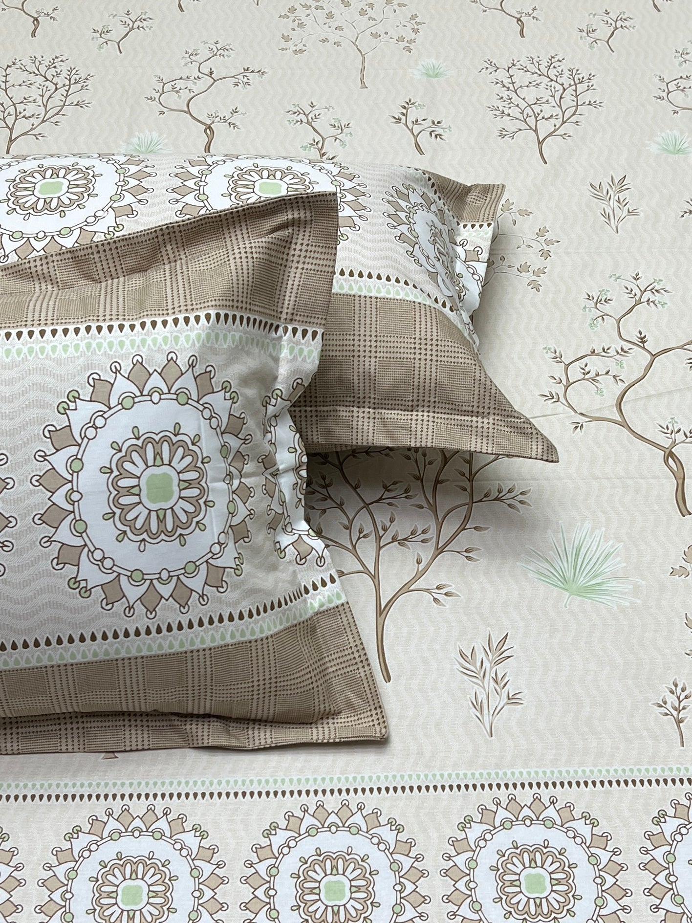 Pure Decor Pure Cotton King Size Double Bedsheet