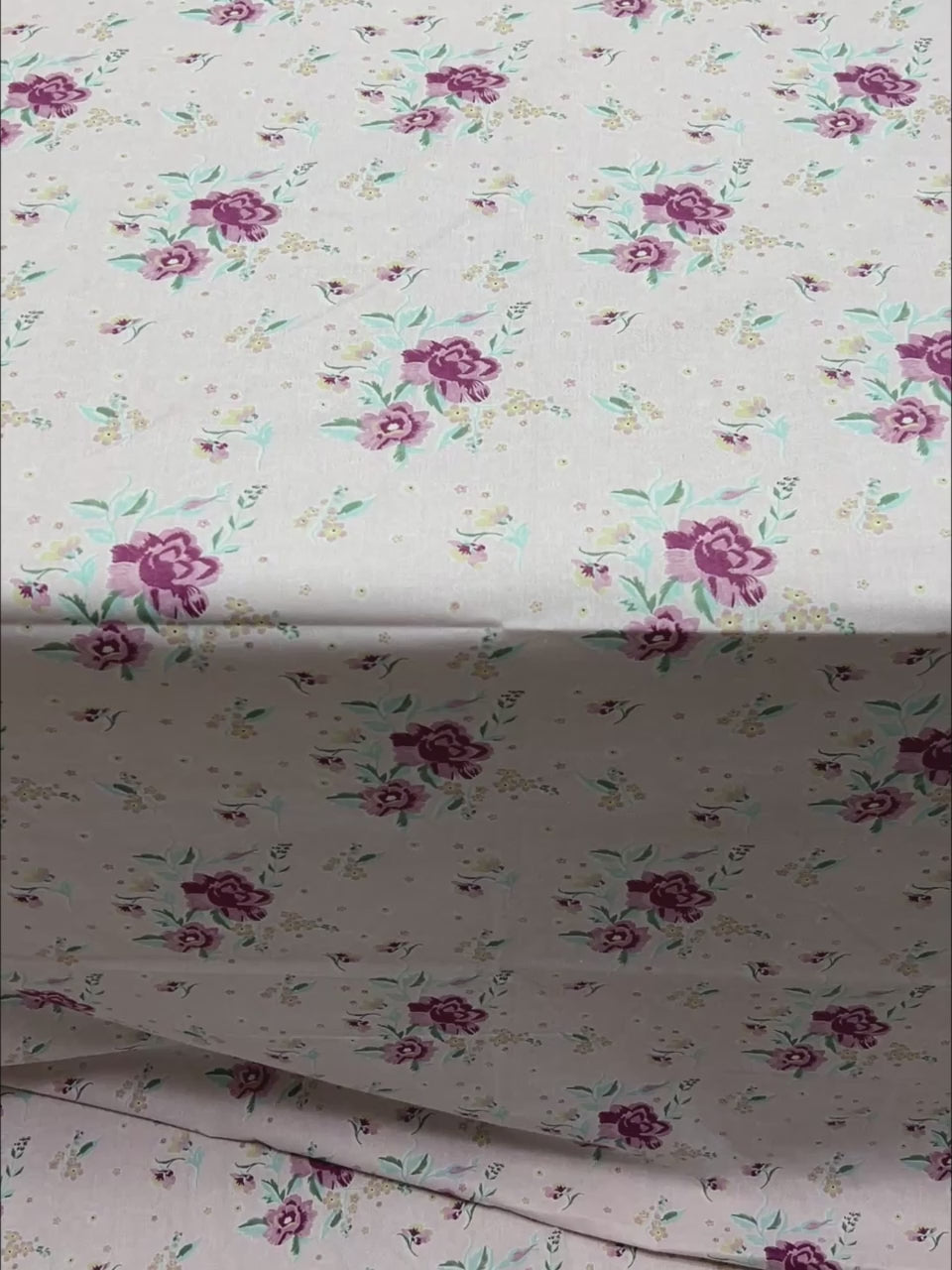A-5005 - Pure Cotton 180 TC Queen Size Double Bedsheet (228X254) with Two Pillow Covers