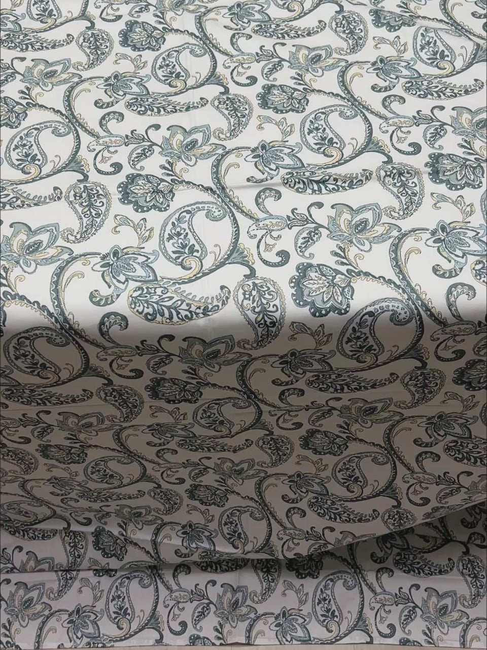 Pure Decor Pure Cotton Queen Size Double Bedsheet