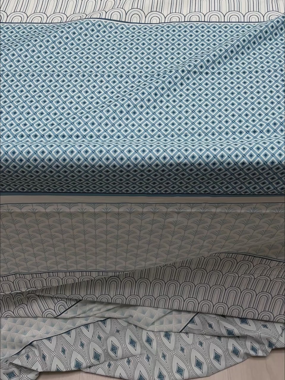 A-4794 - Pure Cotton 210 TC King Size Double Bedsheet (274X274) with Two Pillow Covers (50X76)