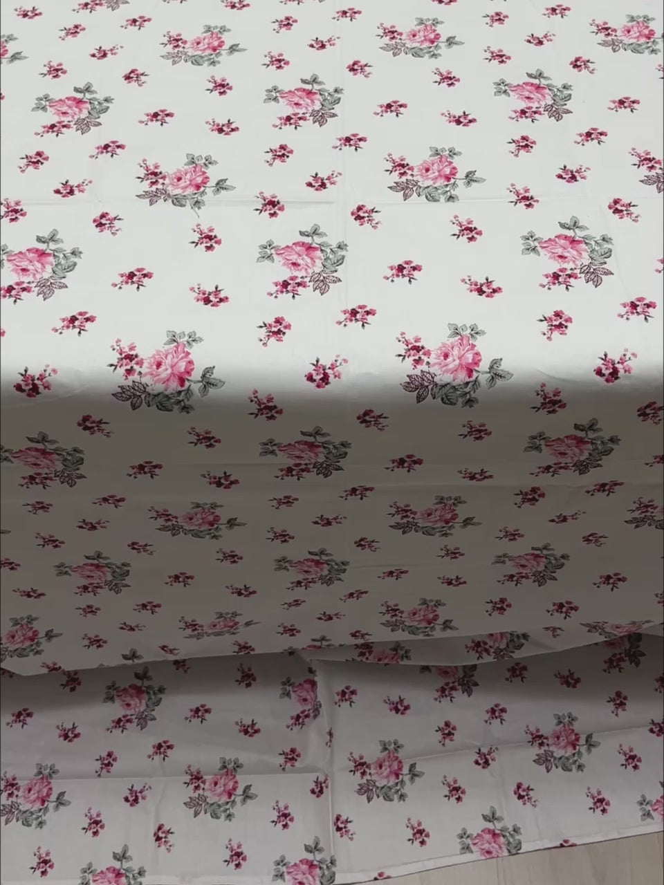 Pure Decor Pure Cotton Queen Size Double Bedsheet