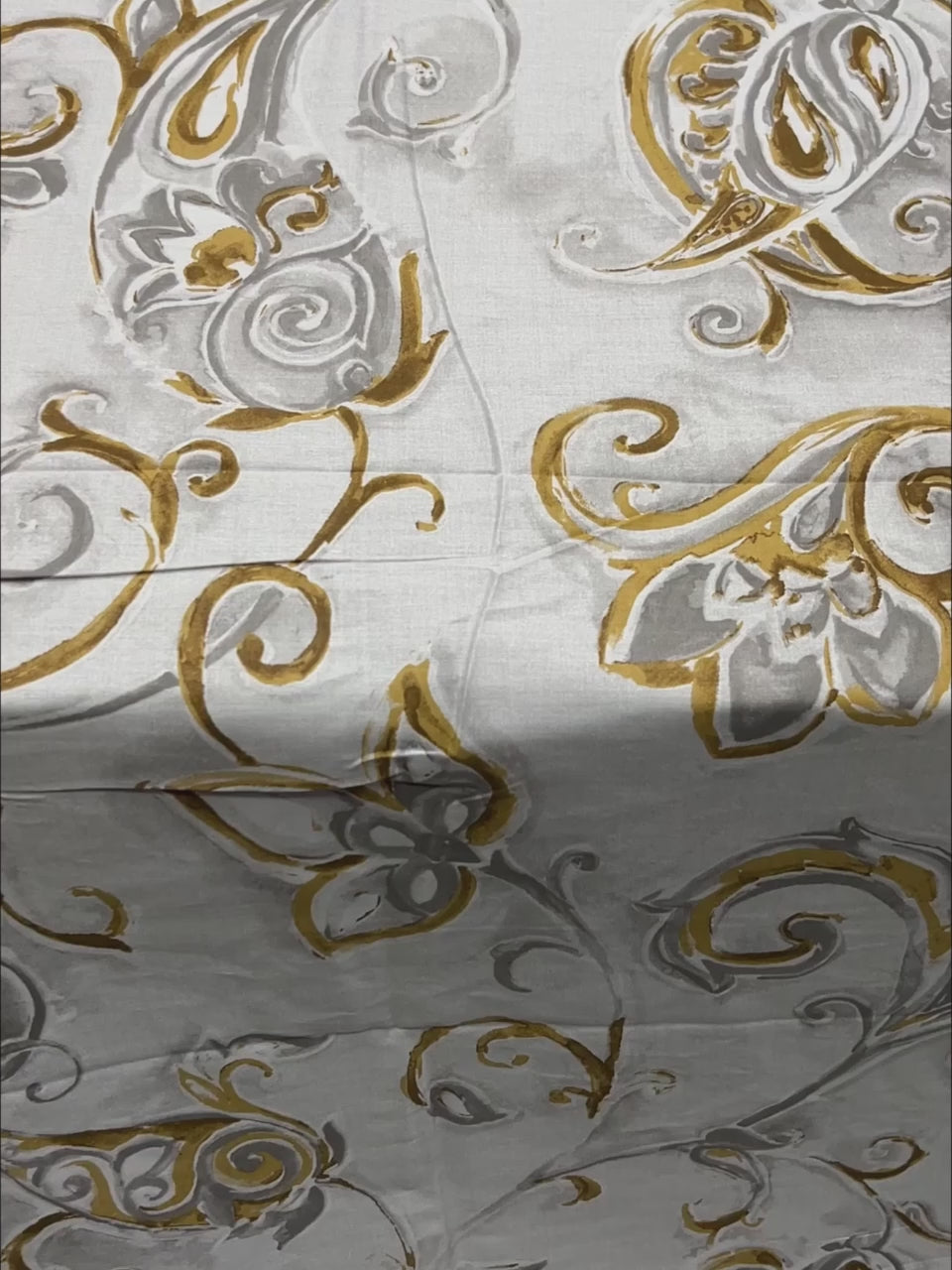 A-3930 - Pure Cotton 180 TC King Size Double Bedsheet (274X274) with Two Pillow Covers (50X76)