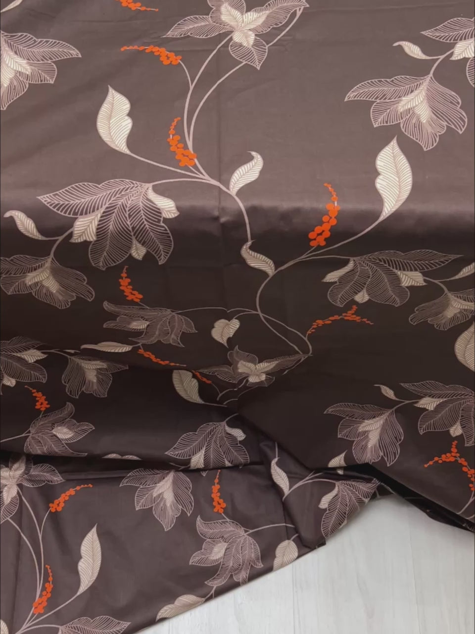 A-4875 - Pure Cotton 180 TC Single Bedsheet (173X236) with Two Pillow Covers (43X69)