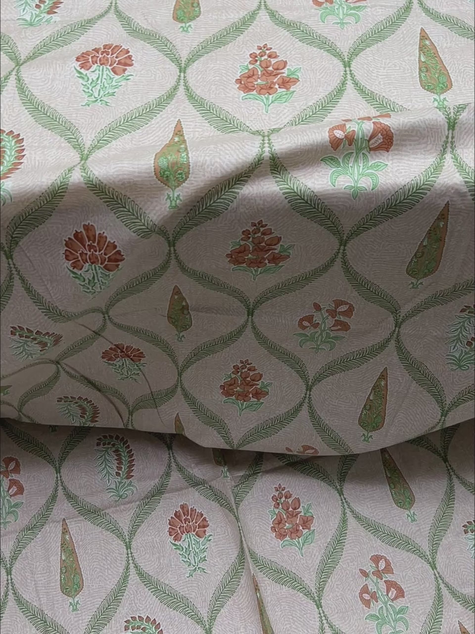 Pure Decor Pure Cotton Queen Size Double Bedsheet