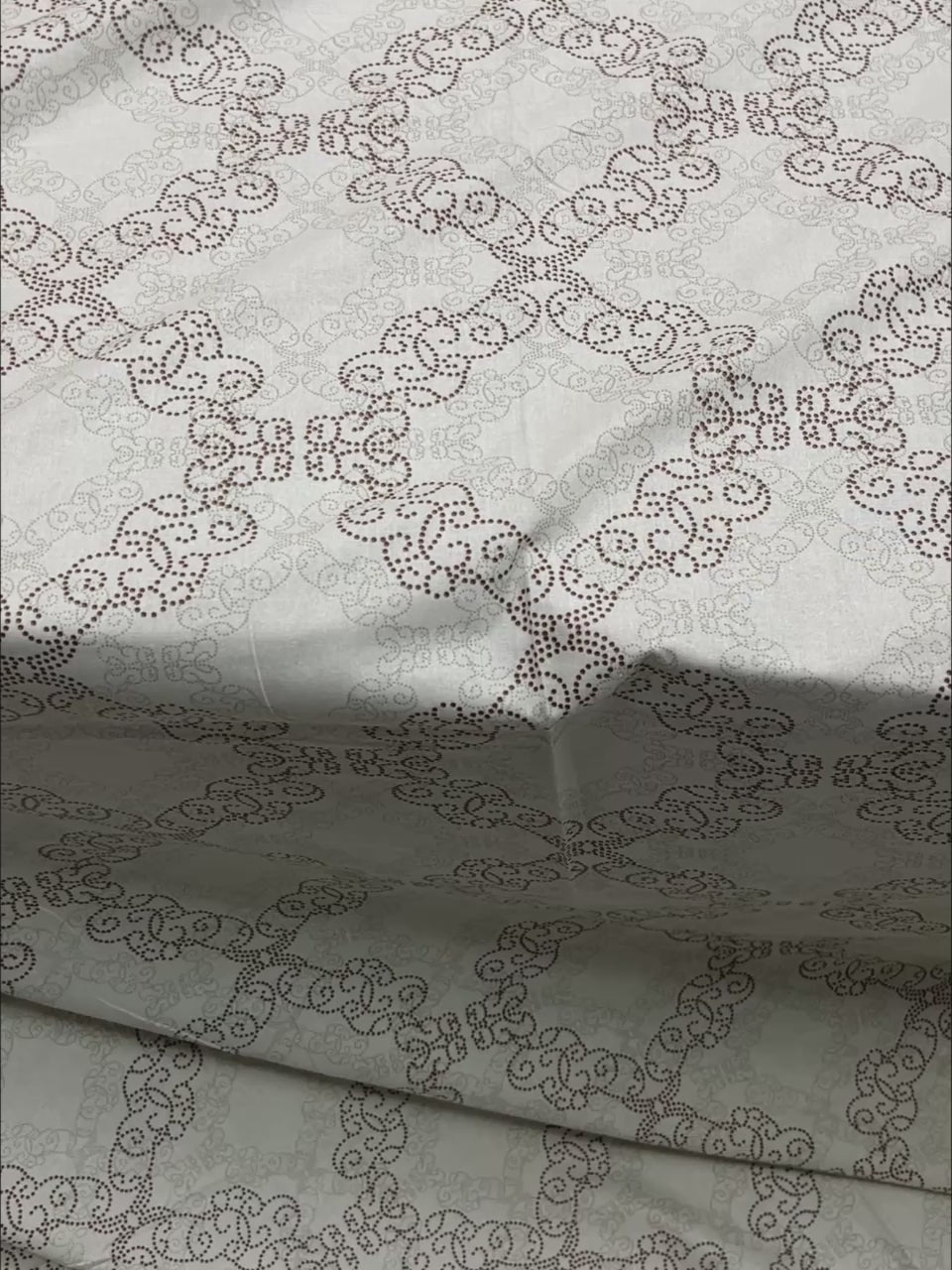 A-4552 Pure Cotton 180 TC King Size Double Bedsheet (274X274) with Two Pillow Covers (50X76)