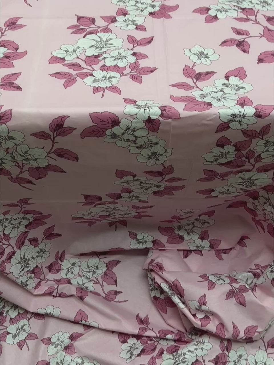 A-4670 - Pure Cotton 180 TC Single Bedsheet (173X236) with Two Pillow Covers (43X69)