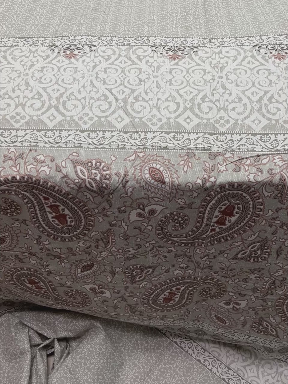 Pure Decor Pure Cotton King Size Double Bedsheet
