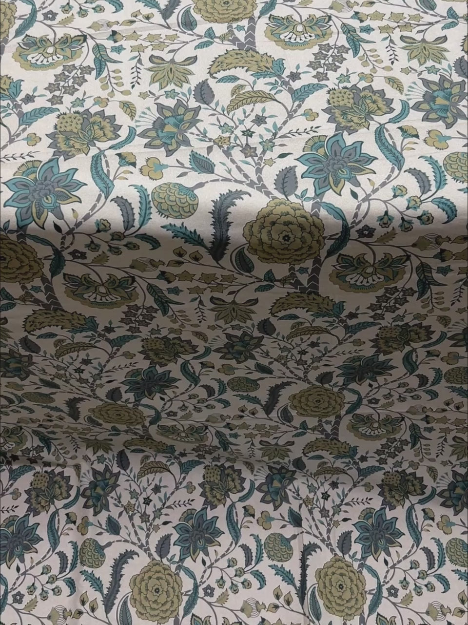 A-4832 - Pure Cotton 250 TC Queen Size Double Bedsheet (228X254) with Two Pillow Covers (43X68)