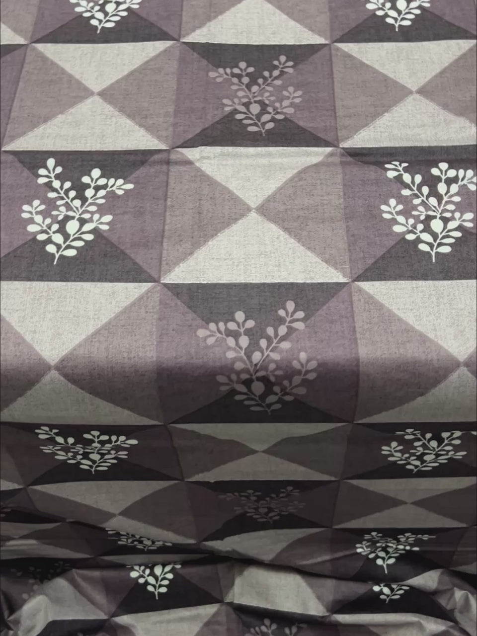 A-4275 - Pure Cotton 180 TC King Size Double Bedsheet (274X274) with Two Pillow Covers (50X76)