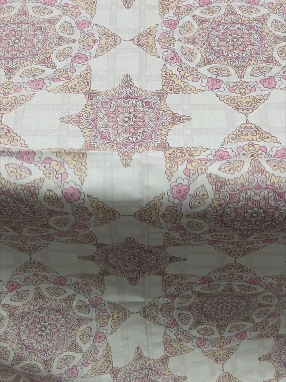 Pure Decor Pure Cotton Queen Size Double Bedsheet