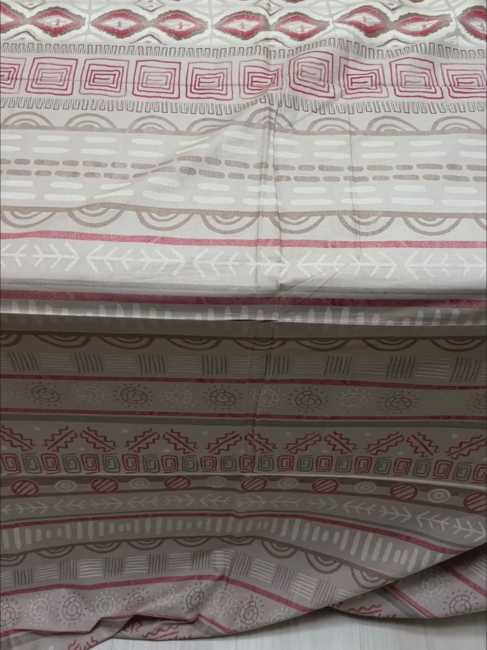 A-4769 - Pure Cotton 210 TC King Size Double Bedsheet (274X274) with Two Pillow Covers (50X76)