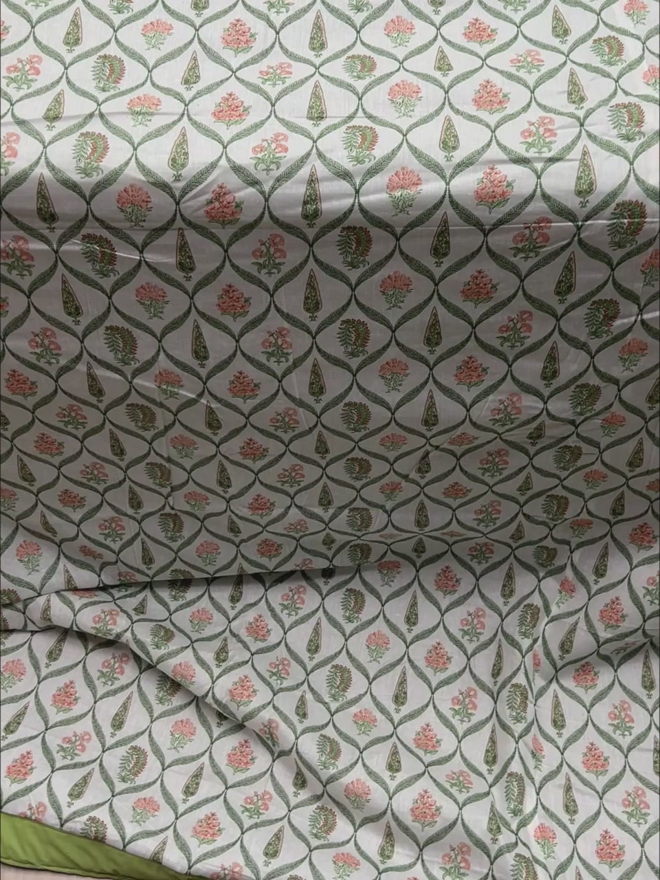 A-4917 - Pure Cotton King Size 180 TC Reversible Double Bed Dohar / Blanket / AC Comforter with Warm Cotton Sheet Layer Inside (221X246)