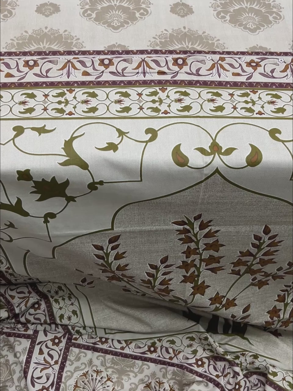 A-4333 - Pure Cotton 210 TC King Size Double Bedsheet (274X274) with Two Pillow Covers (50X76)