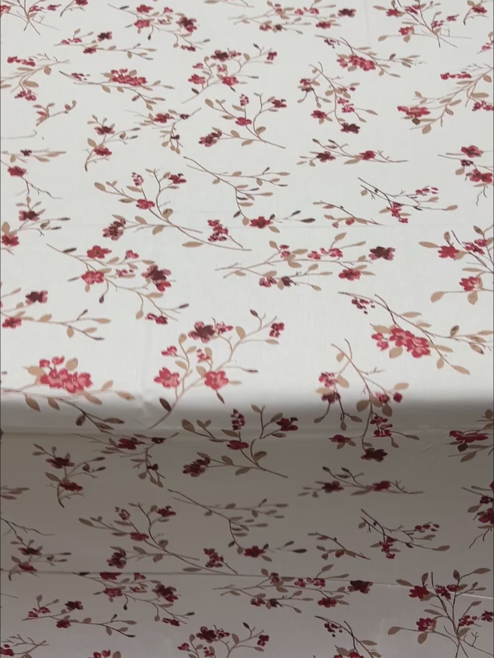 A-4959 - Pure Cotton 180 TC King Size Double Bedsheet (274X274) with Two Pillow Covers (50X76)