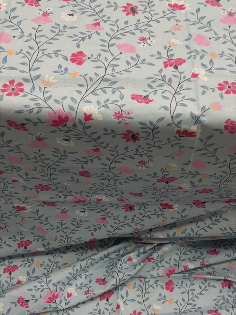 A-4370 - Pure Cotton 180 TC Super King Size Double Bedsheet (274X304) with Two Pillow Covers (50X76)