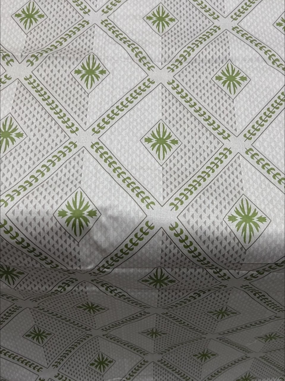 Pure Decor Pure Cotton Queen Size Double Bedsheet