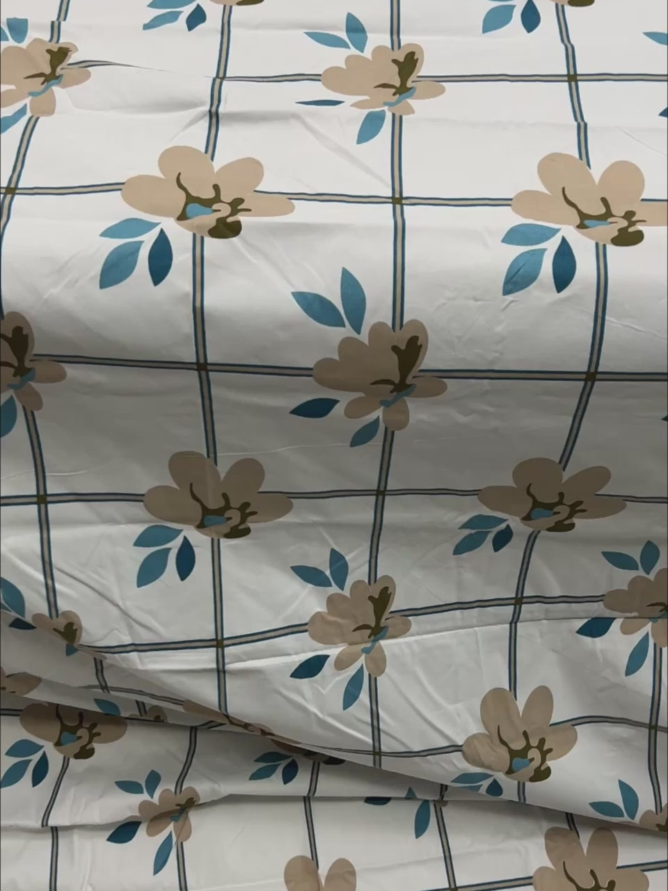 Pure Decor Polycotton Queen Size Double Bedsheet